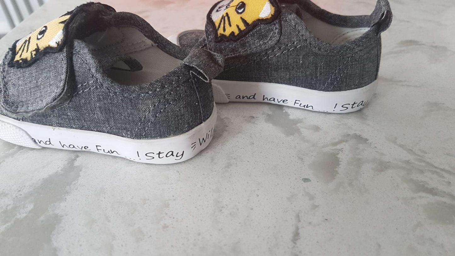 H&M Tiger Shoes 18/19 (US 4-5) 6-12months , Shoes 4 (Baby: 0-12 mth)