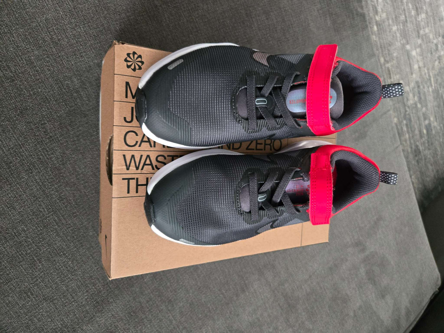 NIKE Sneakers 13 Kids, Shoes 13 (Kids:4-8yr)