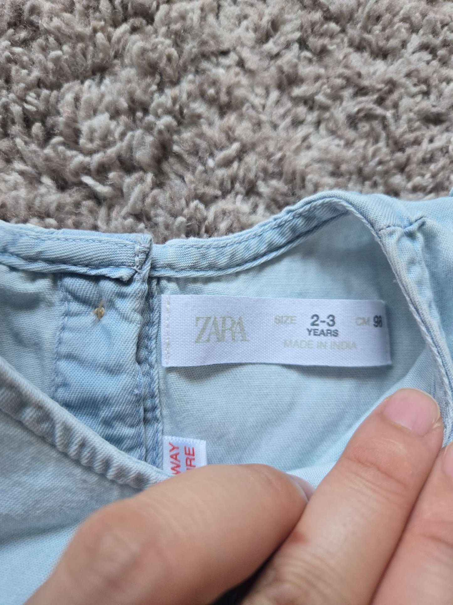 3 Pcs Outfits ( 2 tops and 1 pants) 2-3T from H&M and Zara, Kids 2T