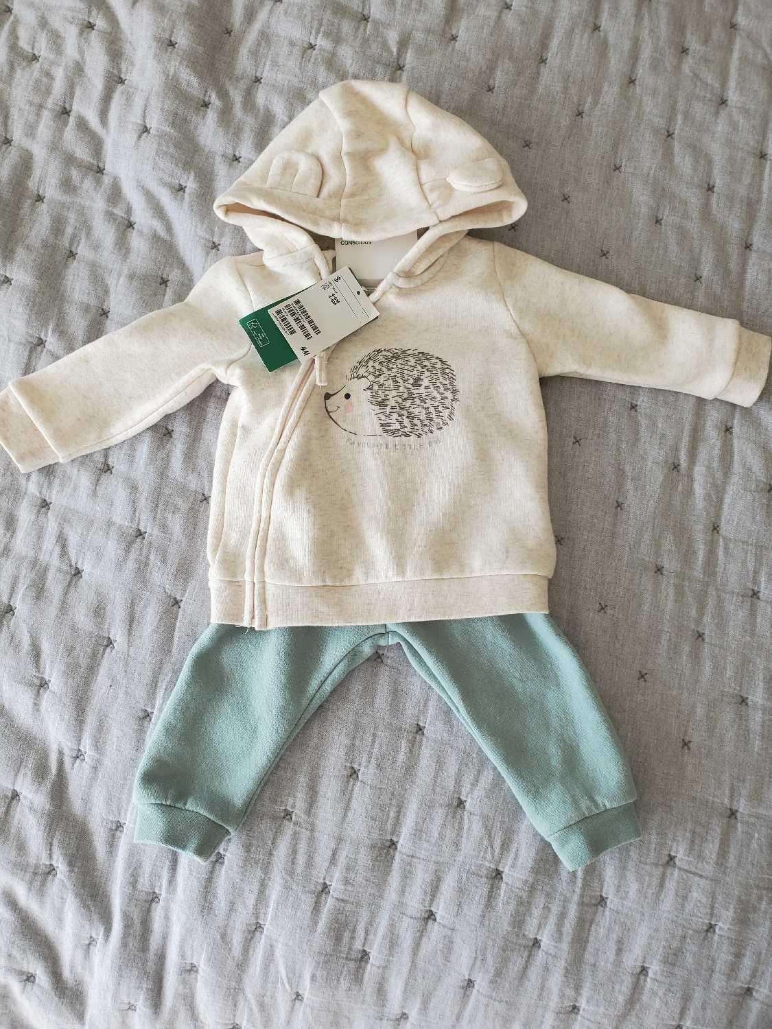 2 Pcs H&M Outfit 4-6 months, Kids 6 Month (3-6M)