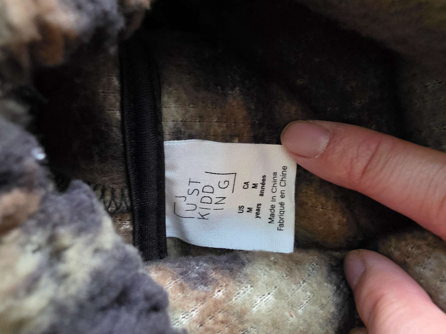 Brand New Cozy Swester 8-10, Kids 8