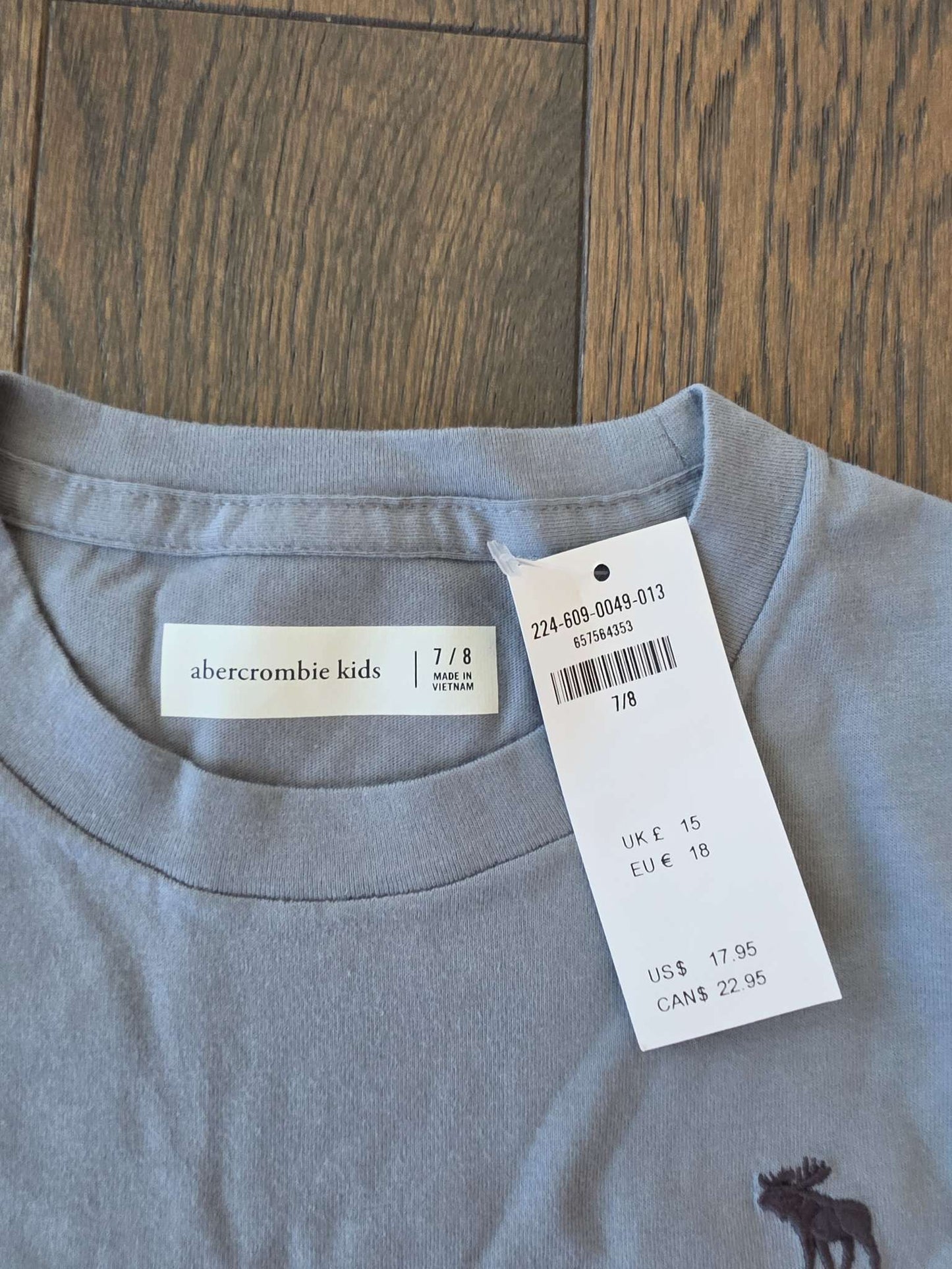 Brand New Abercrombie Grey Long-sleeved Shirt 7/8 , Kids 7