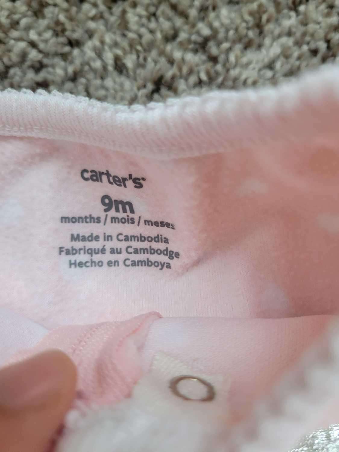 2 Fleece Sleepers from Carters 9M, Kids 9 Month (6-9M)