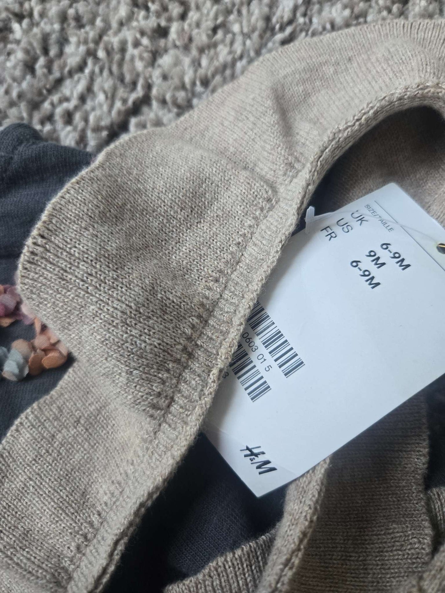 2Pcs Outfit (H&M and Zara) 6-9months, Kids 9 Month (6-9M)