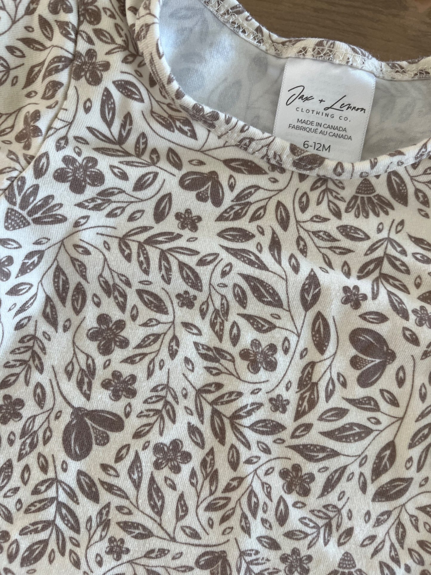 Jax + Lennon Short Sleeved Onesie , Kids 9 Month (6-9M)