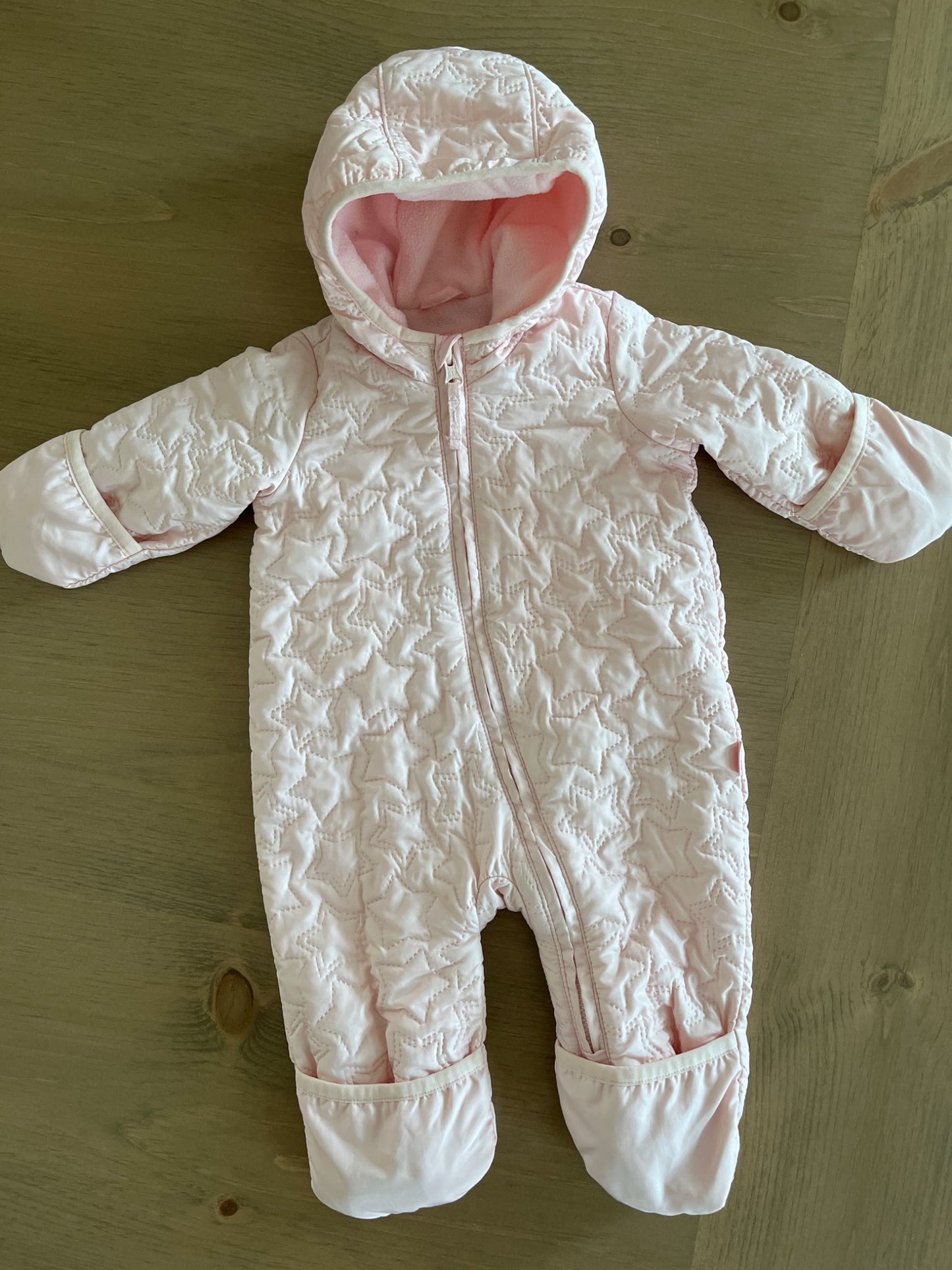 Baby Gap Snowsuit , Kids 3 Month (0-3M)