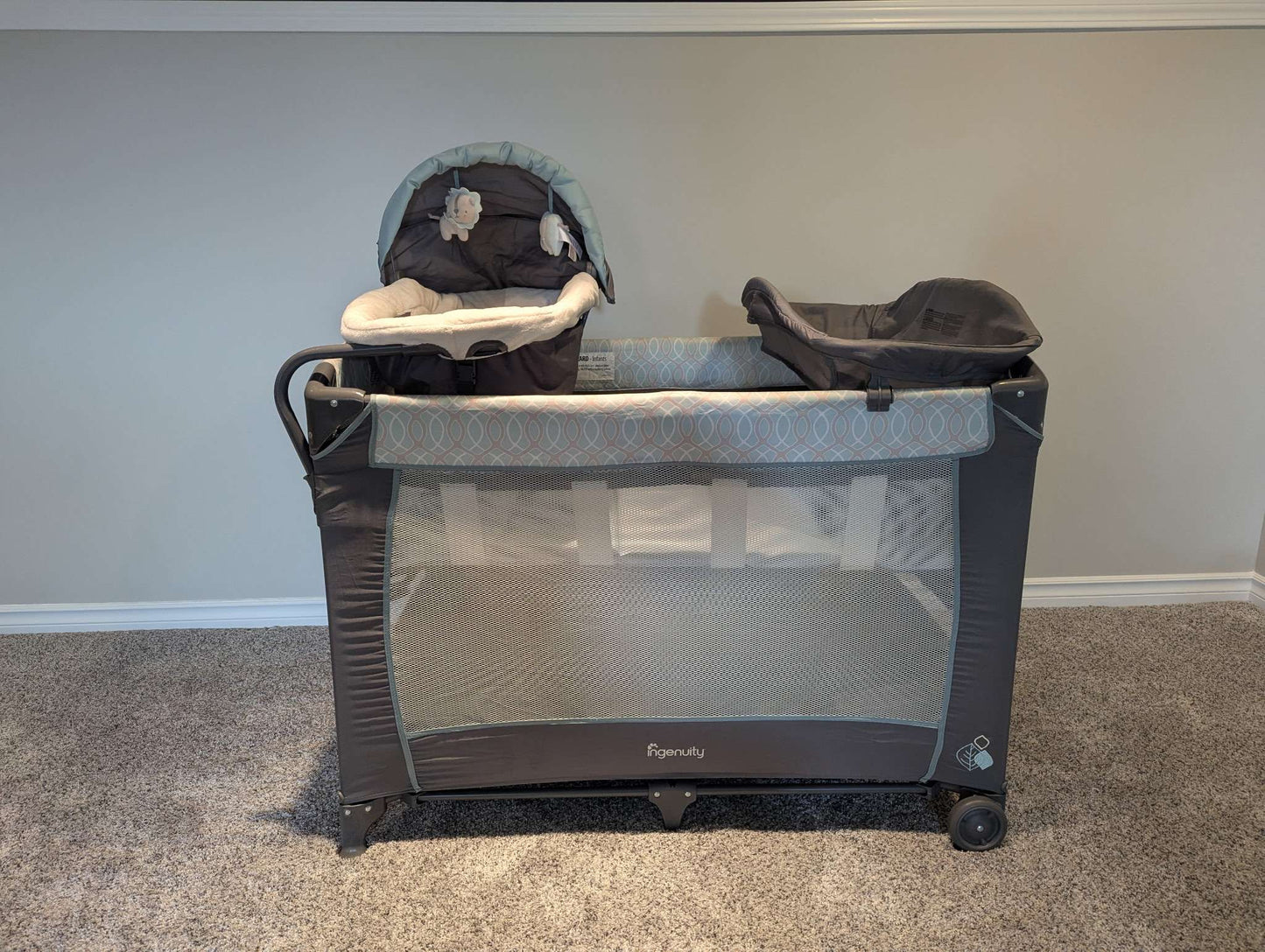 Ingenuity Smart and Simple Playard