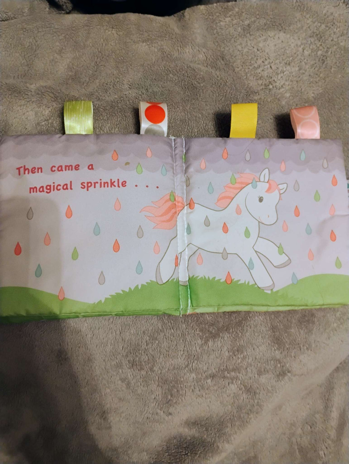 Mary Meyer - Taggies Soft Book for Infants - Painted Pony 6"