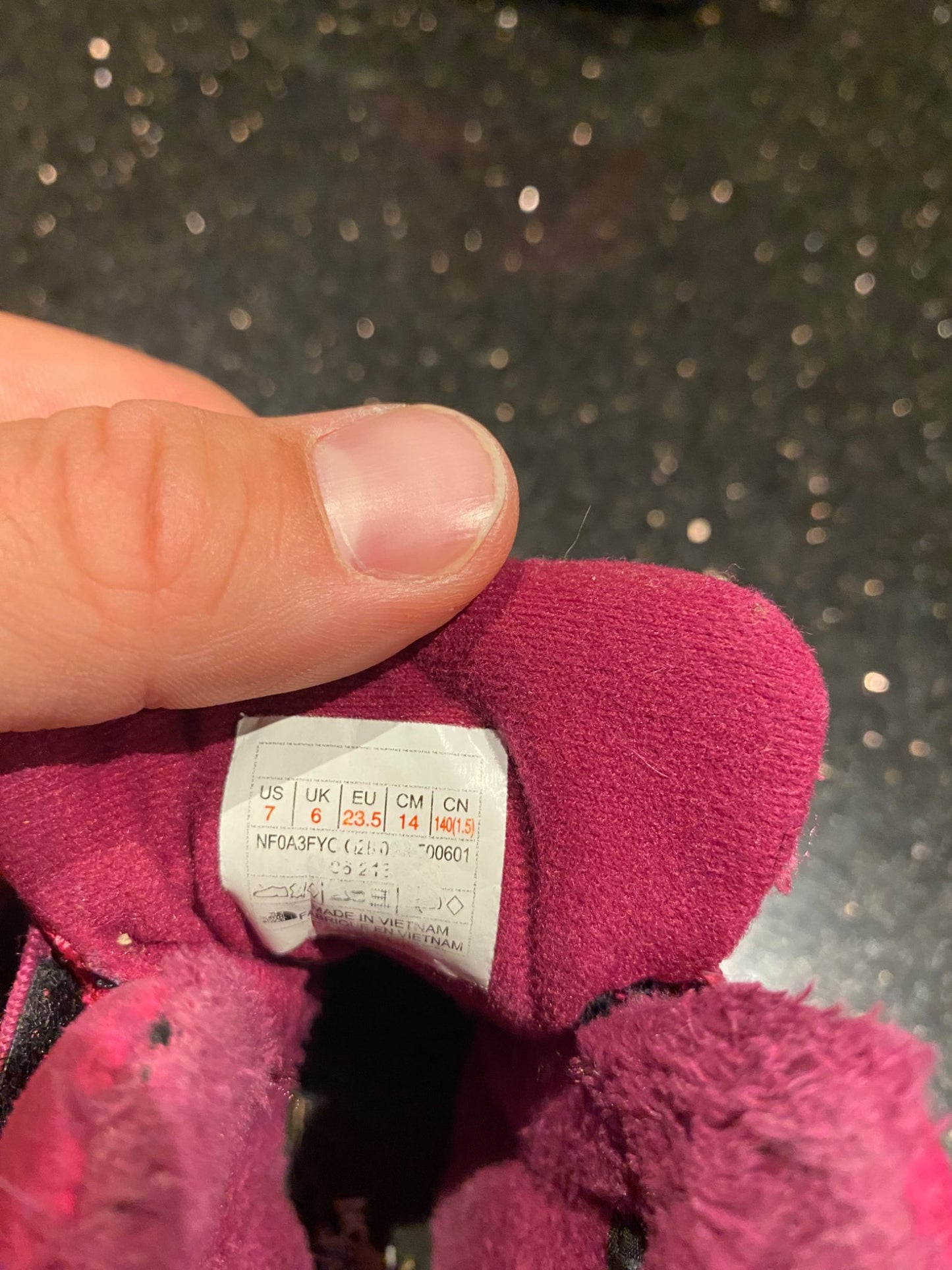 The north face pink winter boots size 7, Shoes 7 (Walkers:12-24 mth)