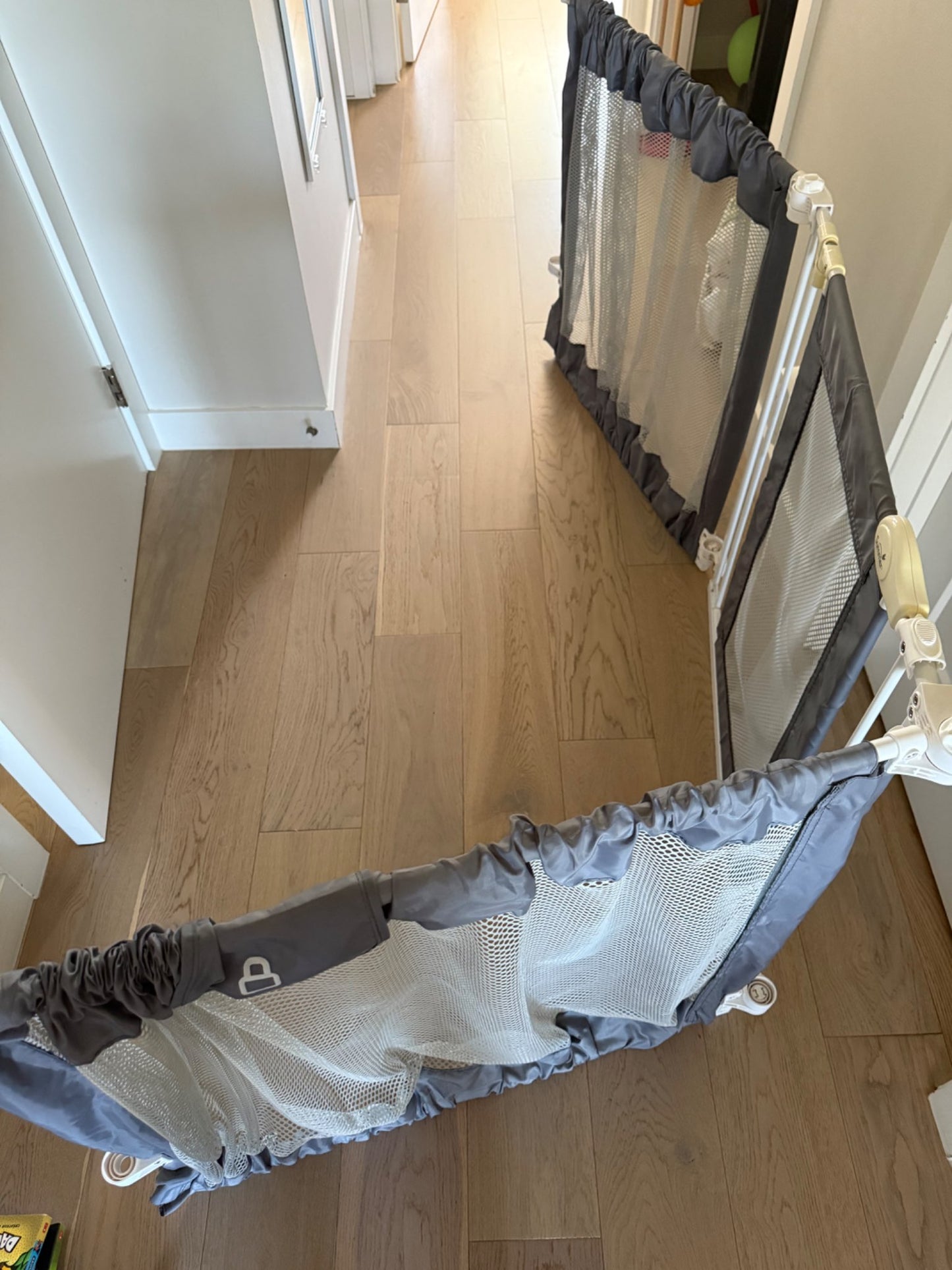 Summer Infant Custom Fit Walk Through Baby Gate