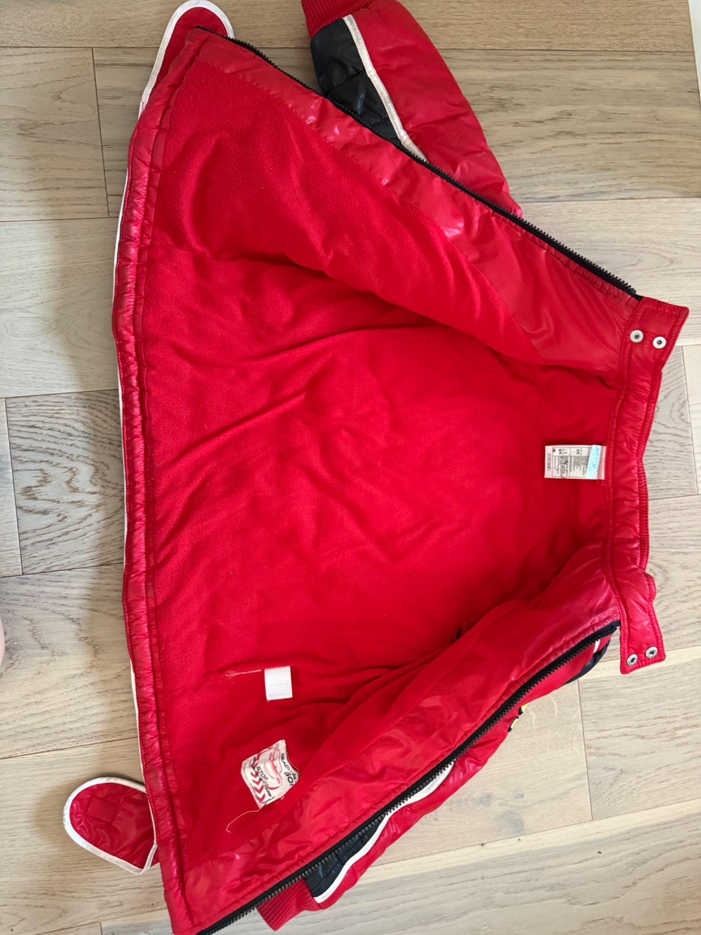 Disney Cars jacket, boys size 5/6, Kids 5/5T (extra small)