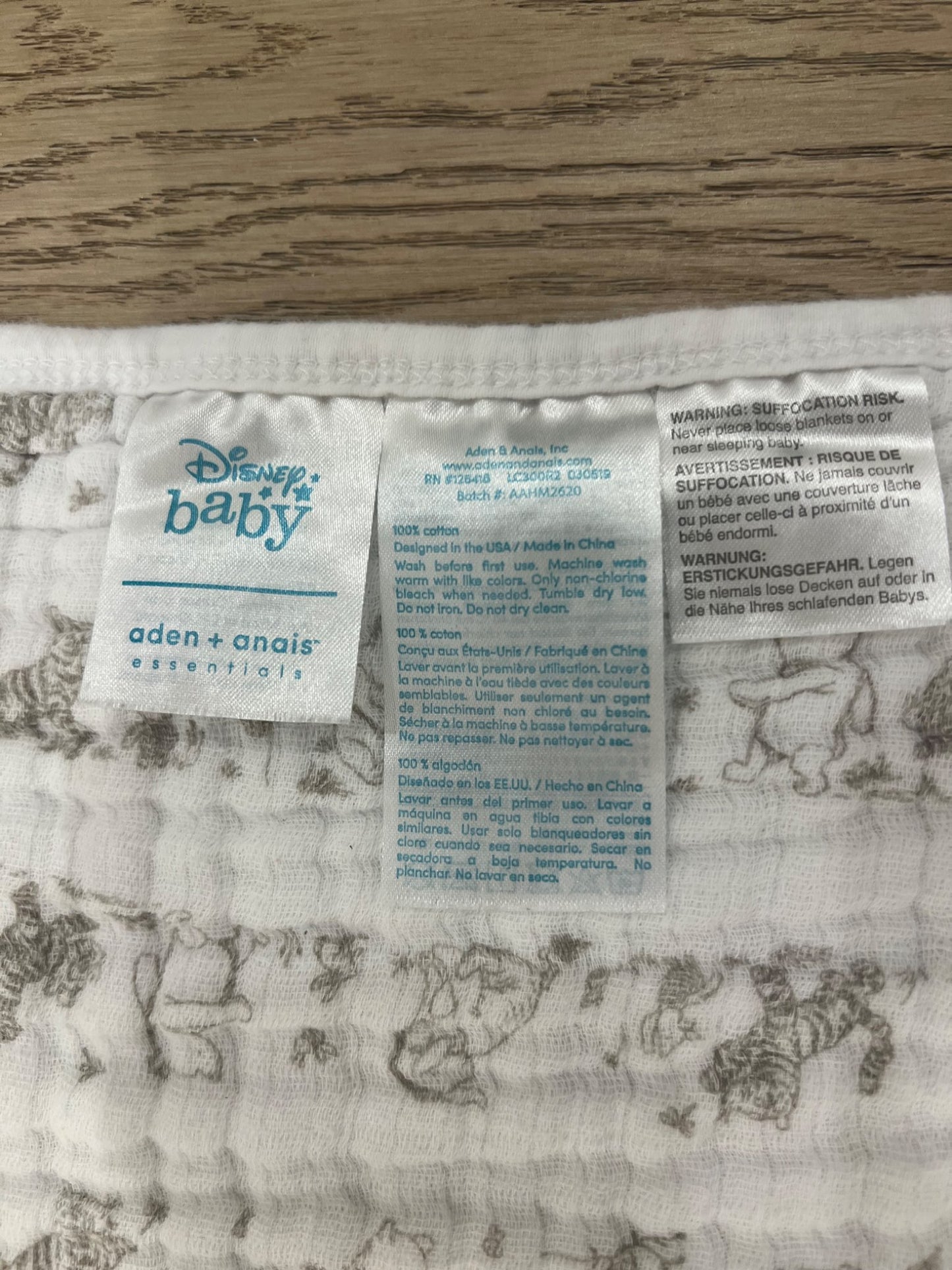 Winnie the Pooh reversible blanket