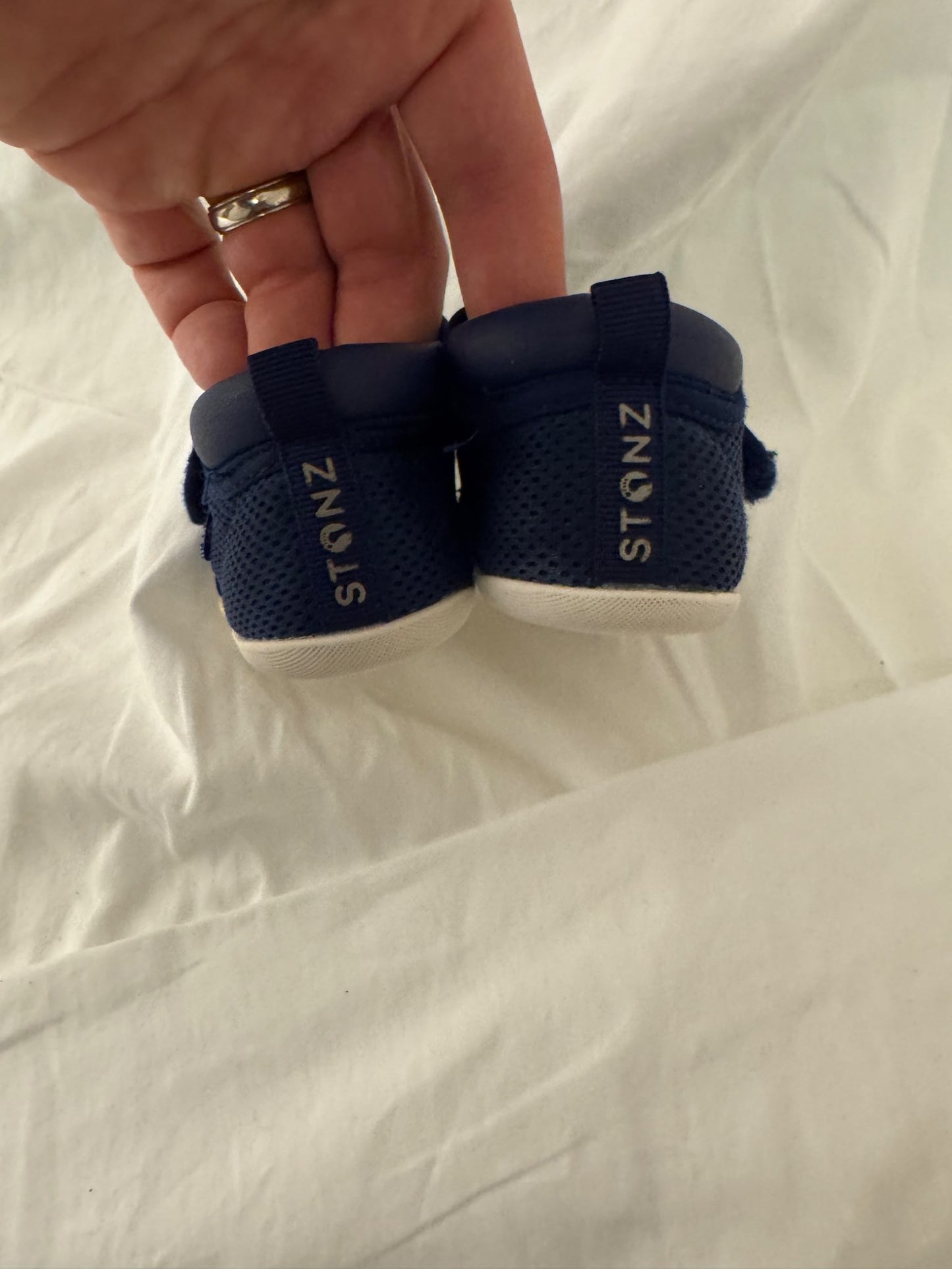 Stonz 18-24 Month Sneakers, Shoes 5 (Walkers:12-24 mth)