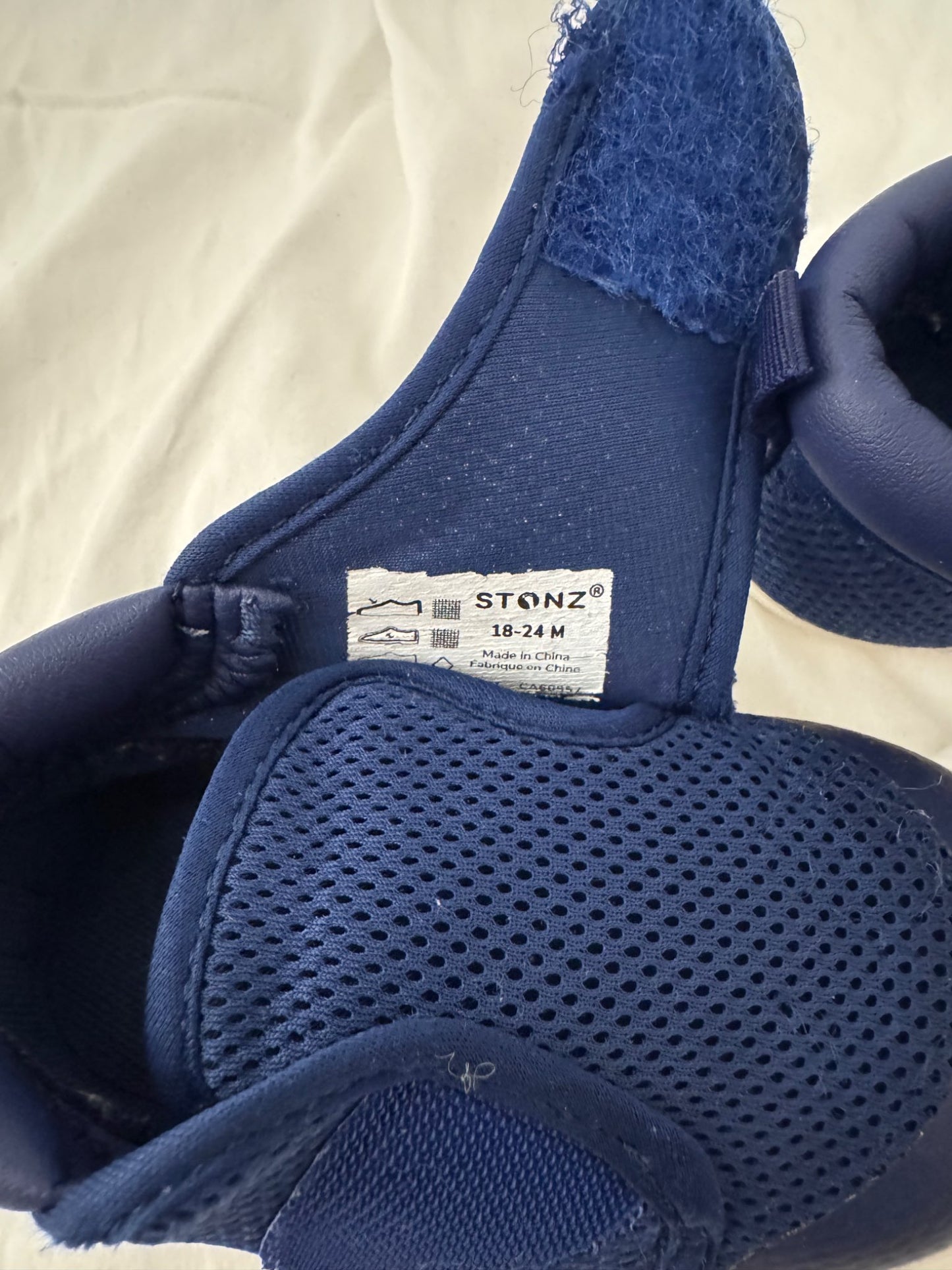 Stonz 18-24 Month Sneakers, Shoes 5 (Walkers:12-24 mth)