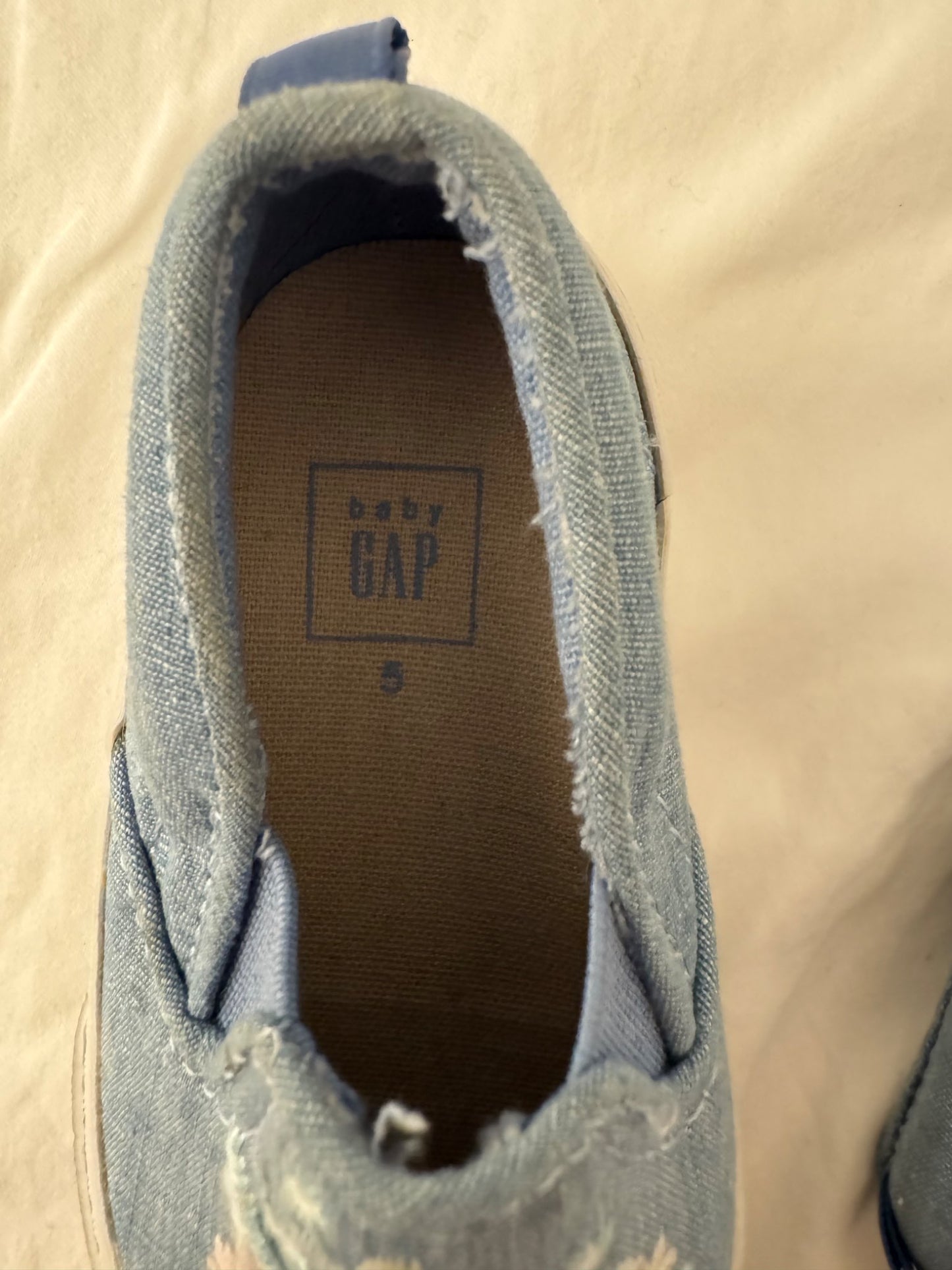 Baby GAP shoes with flower embroidery, Size 5, Shoes 5 (Walkers:12-24 mth)