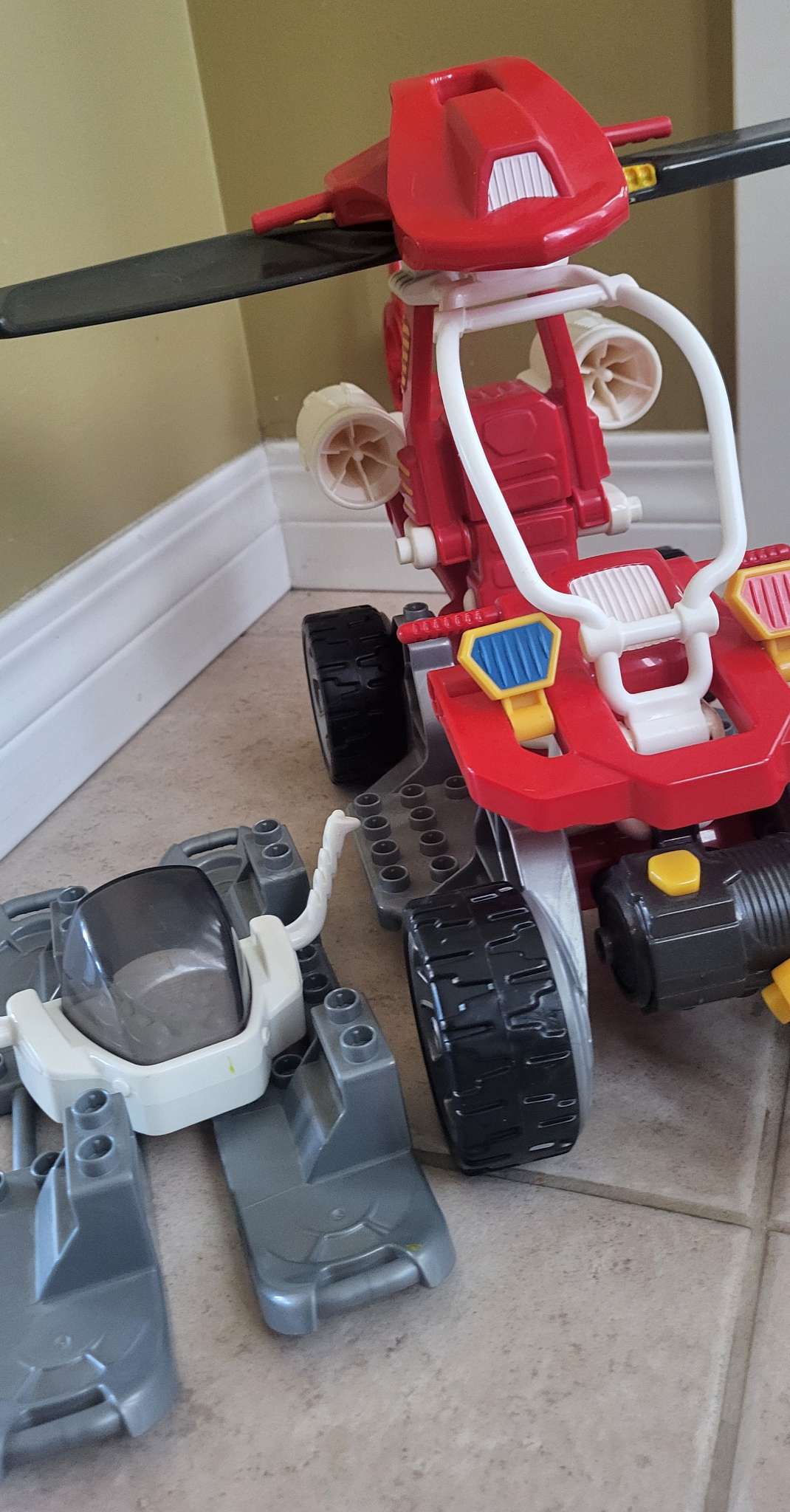 MEGA BLOKS RESCUE TECH SKYRANGER ATV SET