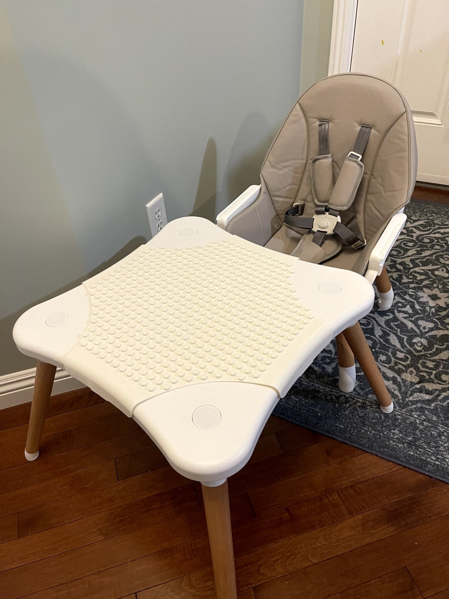 Convertible High Chair