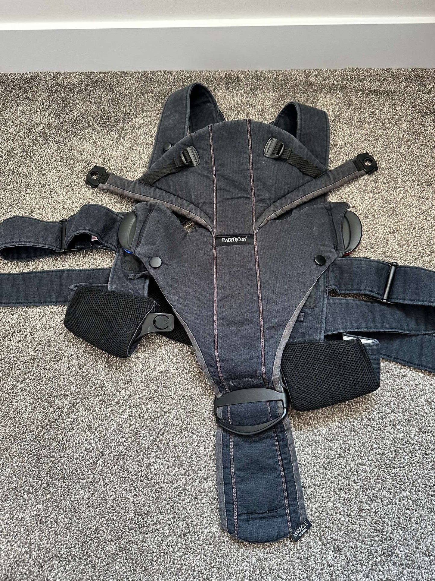 Baby Bjorn Classic Carrier