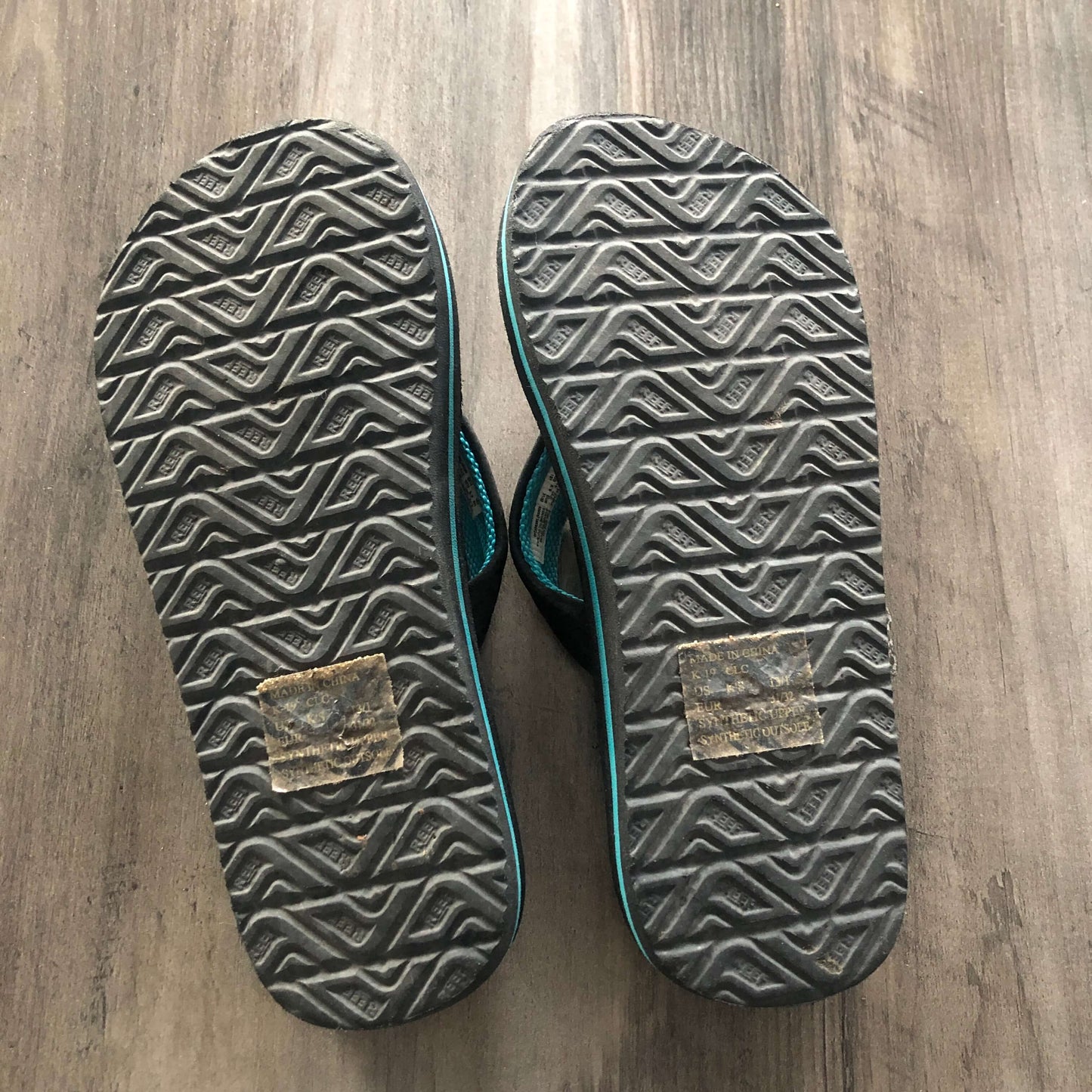 Reef flip-flops, Shoes 13.5 (Kids:4-8yr)