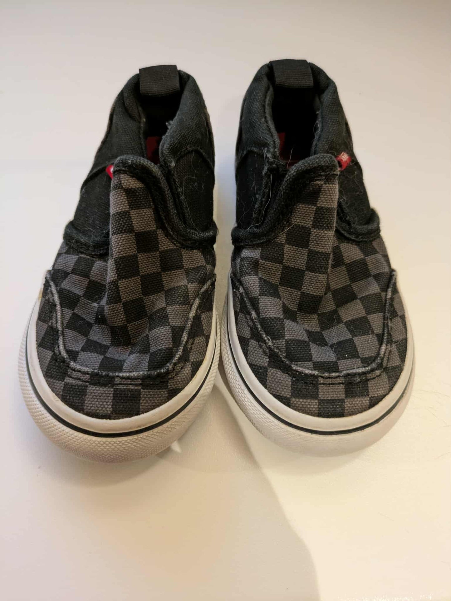 Vans toddler size 6 shoes, Shoes 6 (Walkers:12-24 mth)