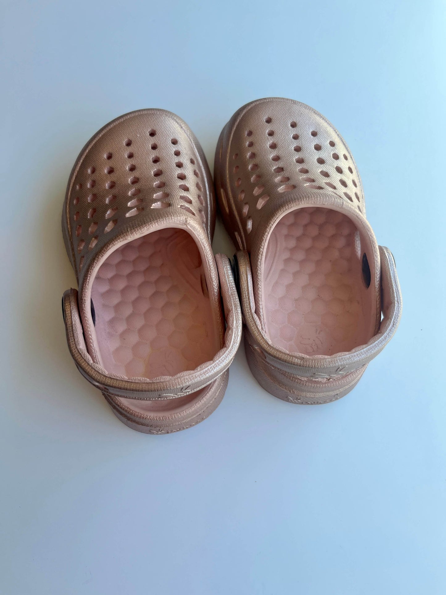 Joybees Kids Active Clog- Graphic Metallic Rose Gold - MSRP $39.99, Shoes 5 (Walkers:12-24 mth)