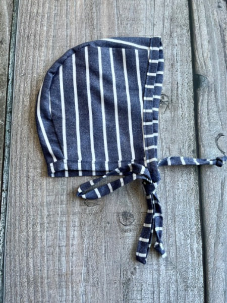 Small shop size 12-24m baby bonnet, blue white stripes, new without tags