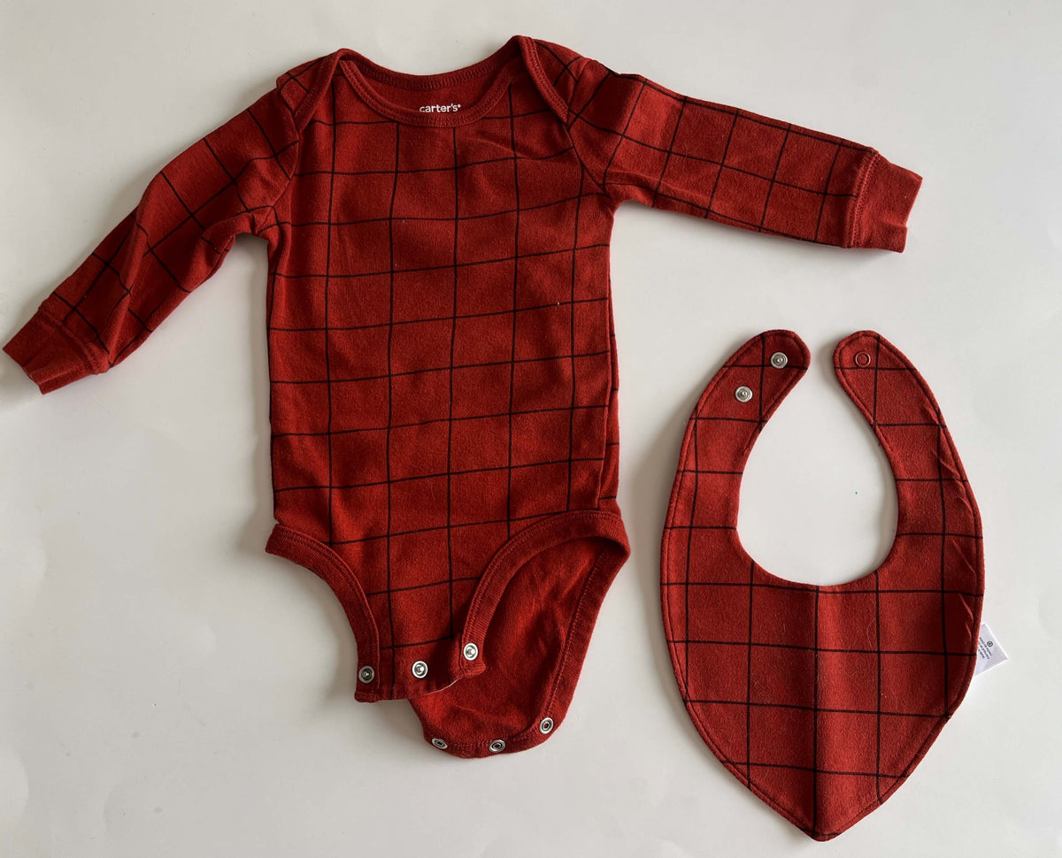 Boys' Carter's long-sleeve onesies with matching bibs, size 6 months (set of three)., Kids 6 Month (3-6M)