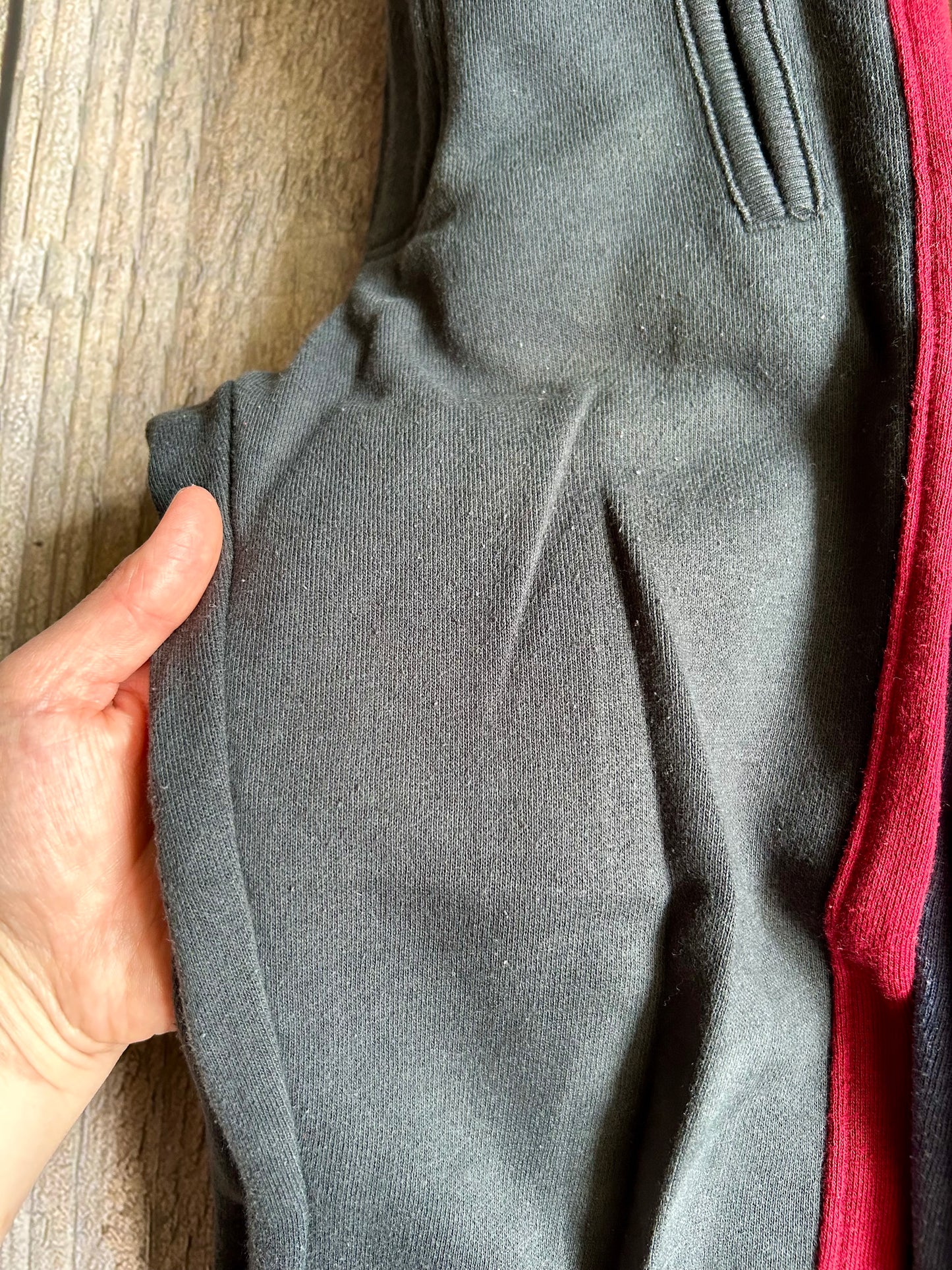 Boys sweatpants sweats pants bundle size 5, 5T Carter’s Joe Fresh, Kids 5/5T (extra small)