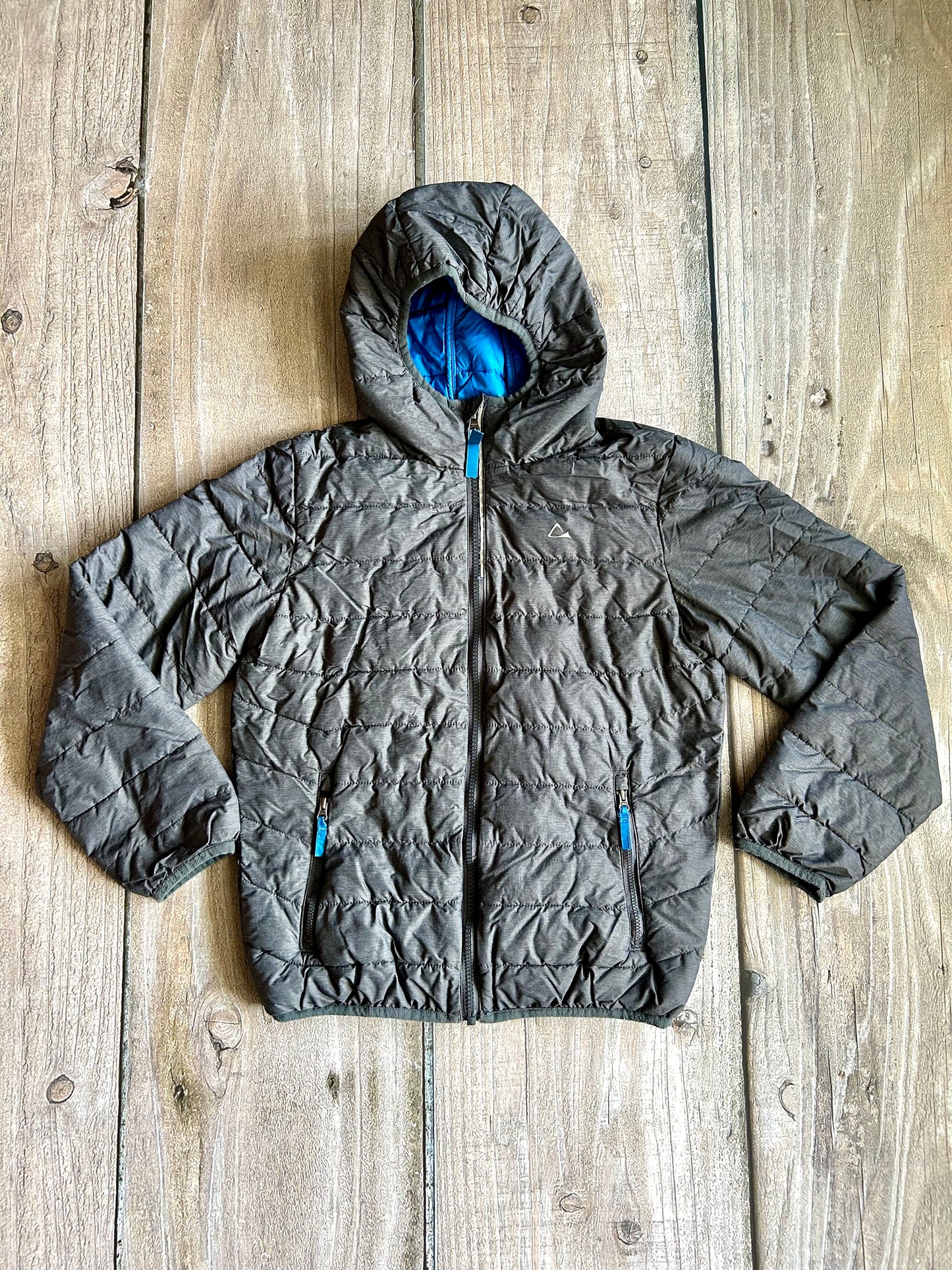 Paradox size 10-12 boys primaloft packable puffer jacket, dark grey and blue, Kids 10 (medium)
