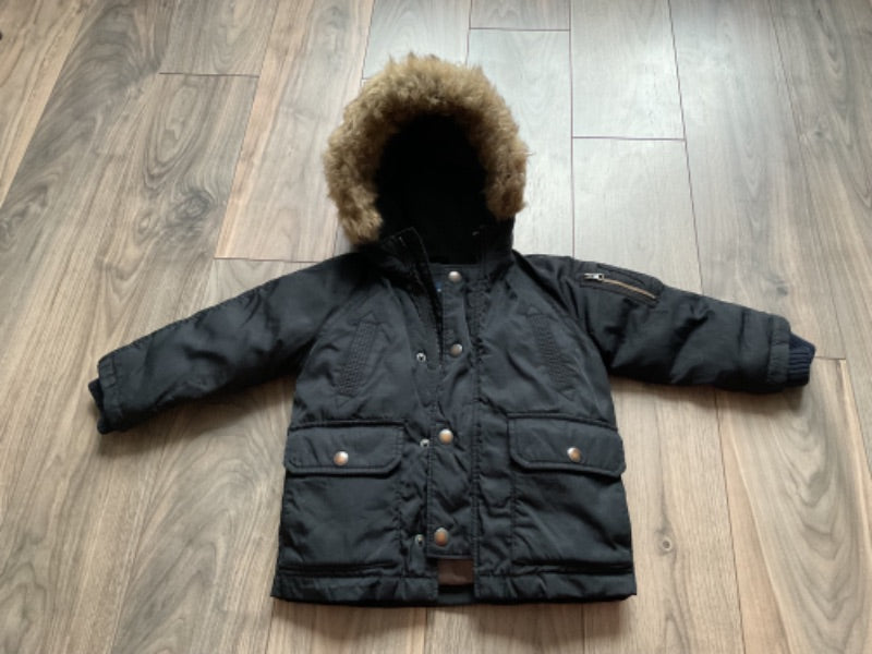 Black Winter Parka Size 2, Kids 2T