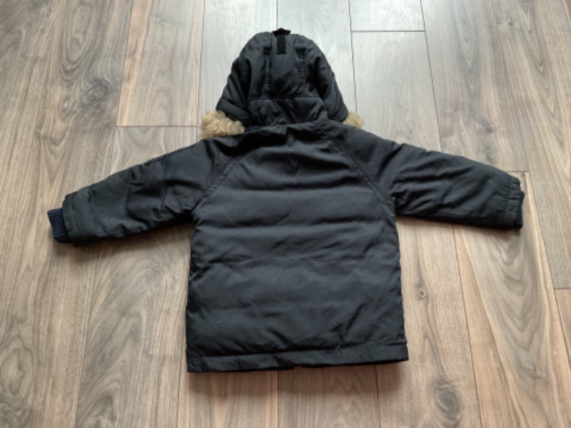 Black Winter Parka Size 2, Kids 2T