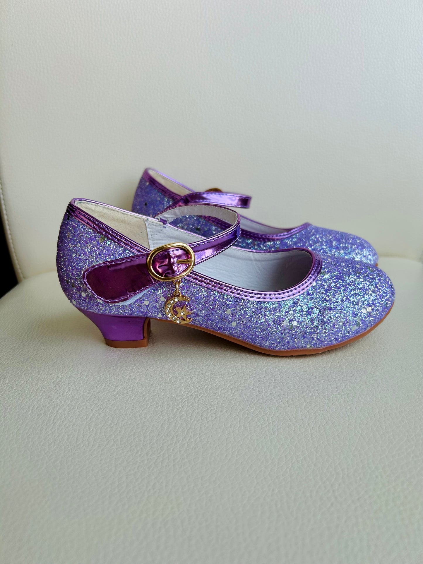 Lavender purple sparkly girls princess glitter shoes, dress up shoes, size 32 (1-1.5Y), Shoes 1 (Kids:4-8yr)
