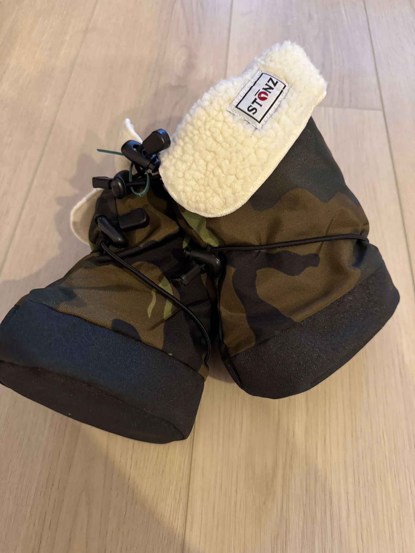 Stonz booties, Shoes 6 (Walkers:12-24 mth)