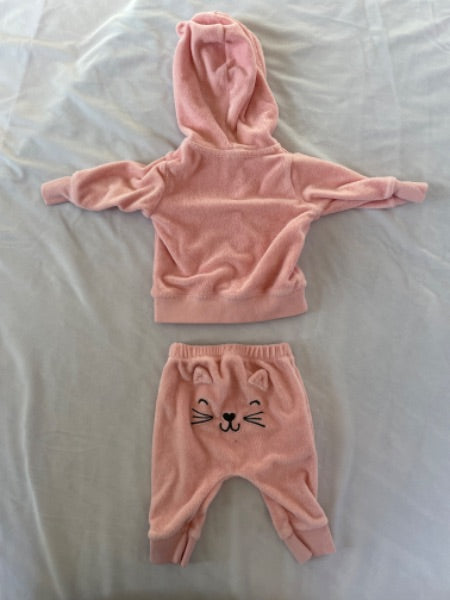 Carter’s 3 month 2 piece cat terry cloth suit, pink , Kids 3 Month (0-3M)