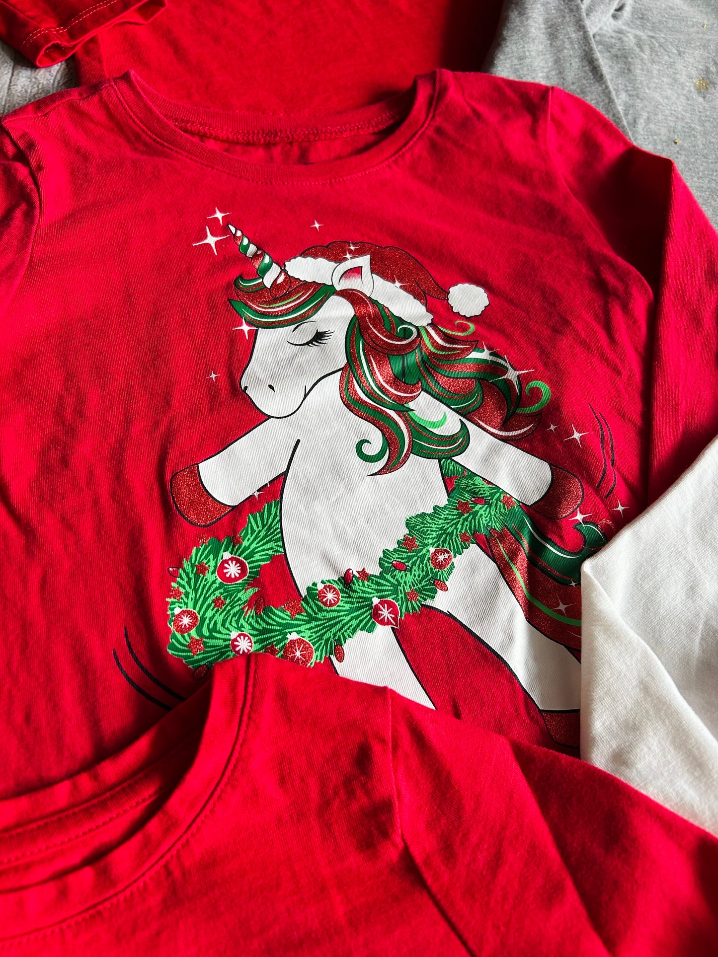 Bundle of long sleeve Christmas tops, size 5-6 and size 6 girls, unicorns, deer, candy cane, snowman, reindeer, Kids 6/6X (extra small)