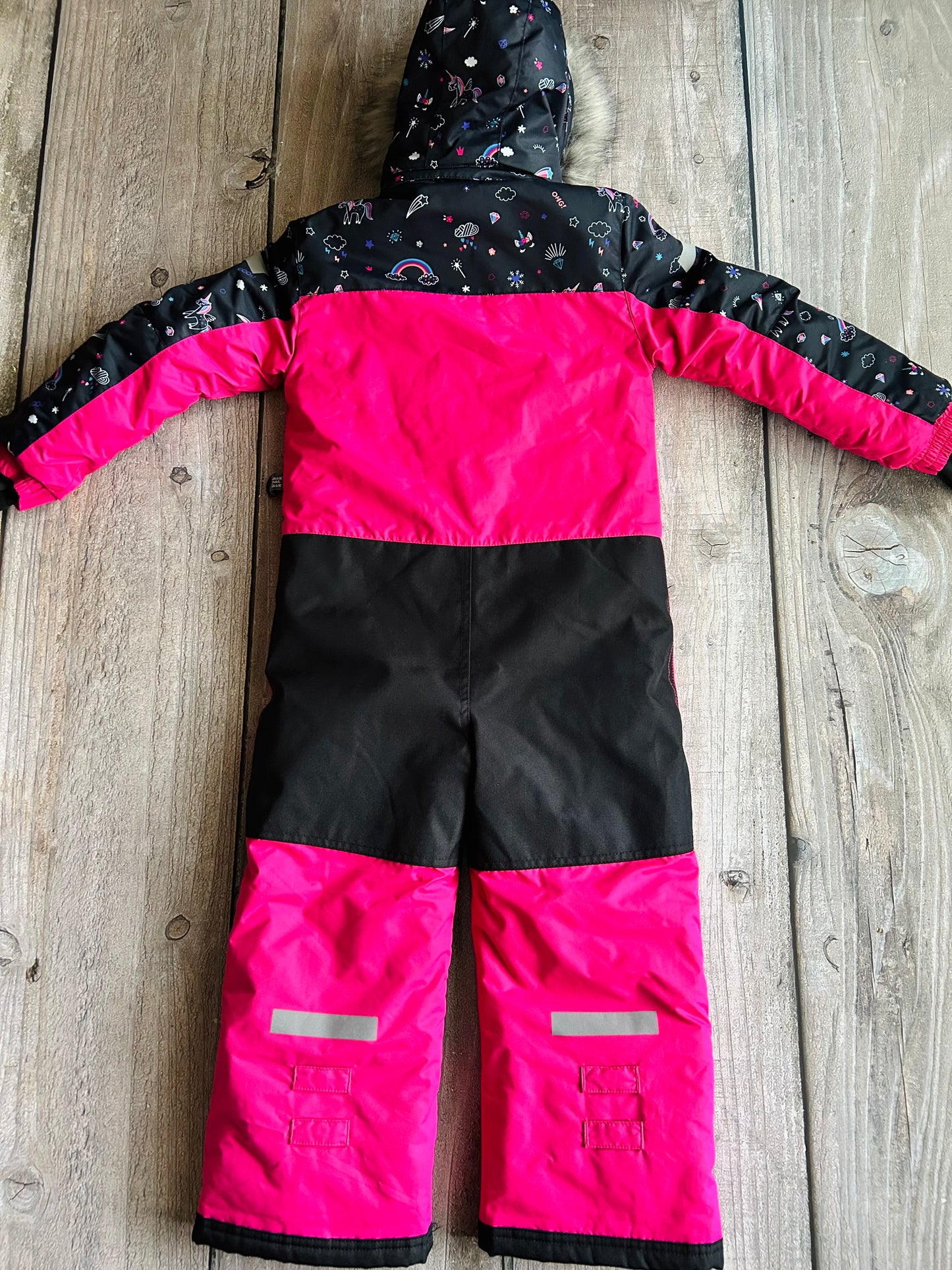 Deux Par Deux size 6 girls one piece snowsuit, pink black, unicorn print, grow with me, retails for $240, Kids 6/6X (extra small)