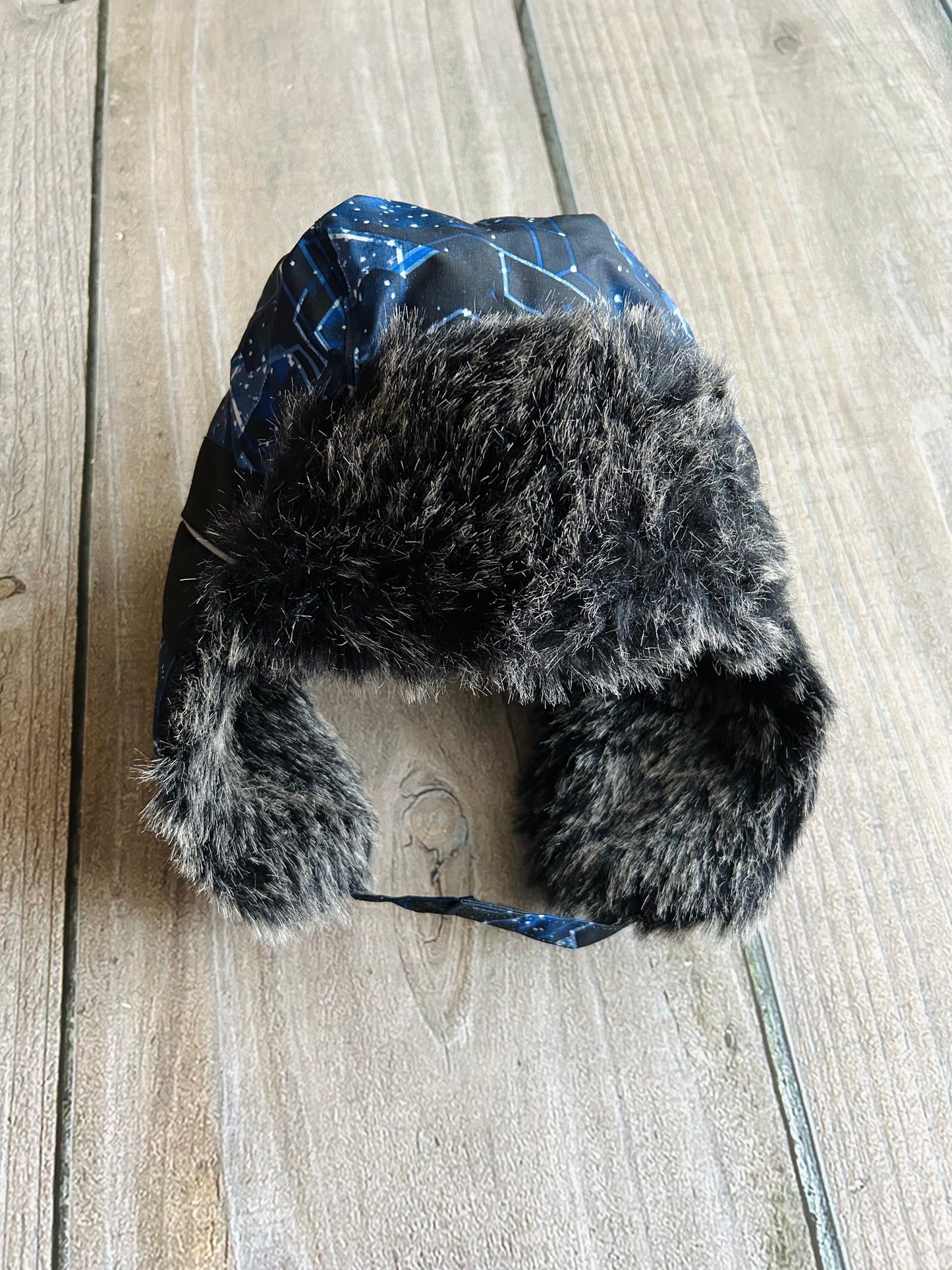 Children’s Place size L/XL 6yrs + boys winter hat, trapper hat, faux fur, like new