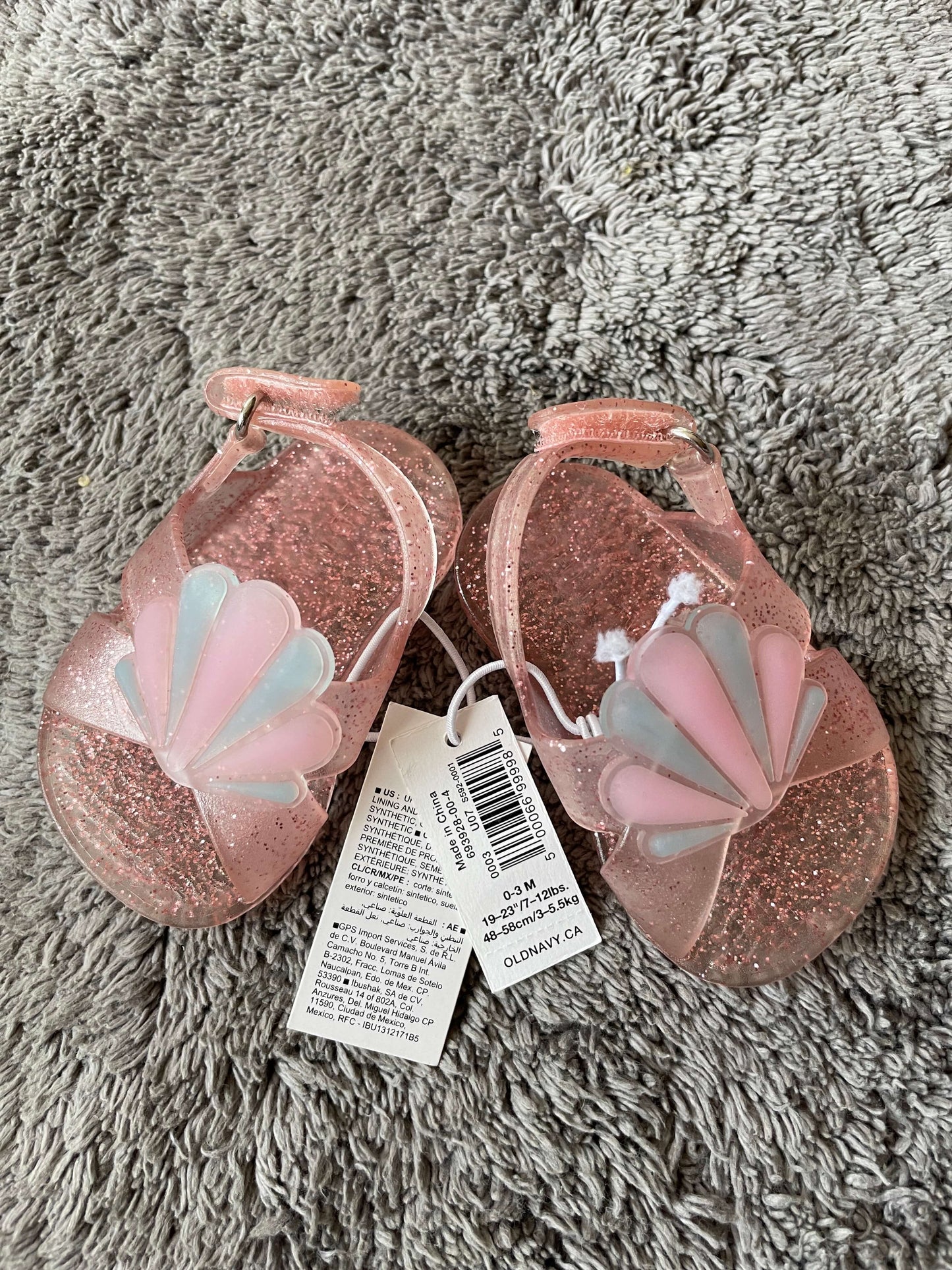 NWT old navy size 0-3 month pink seashell sandals , Shoes 0 (Baby: 0-12 mth)