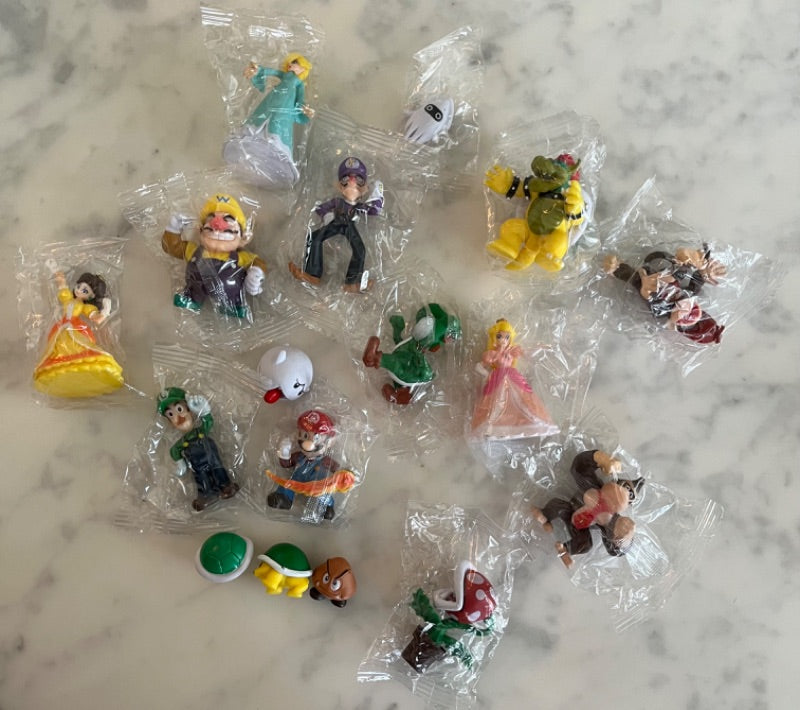 Super Mario Brothers Cake/ Cupcake Toppers 17pc Set