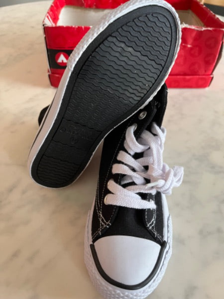 Black High Top Airwalk Shoes, Shoes 12 (Toddler:2-4yr)