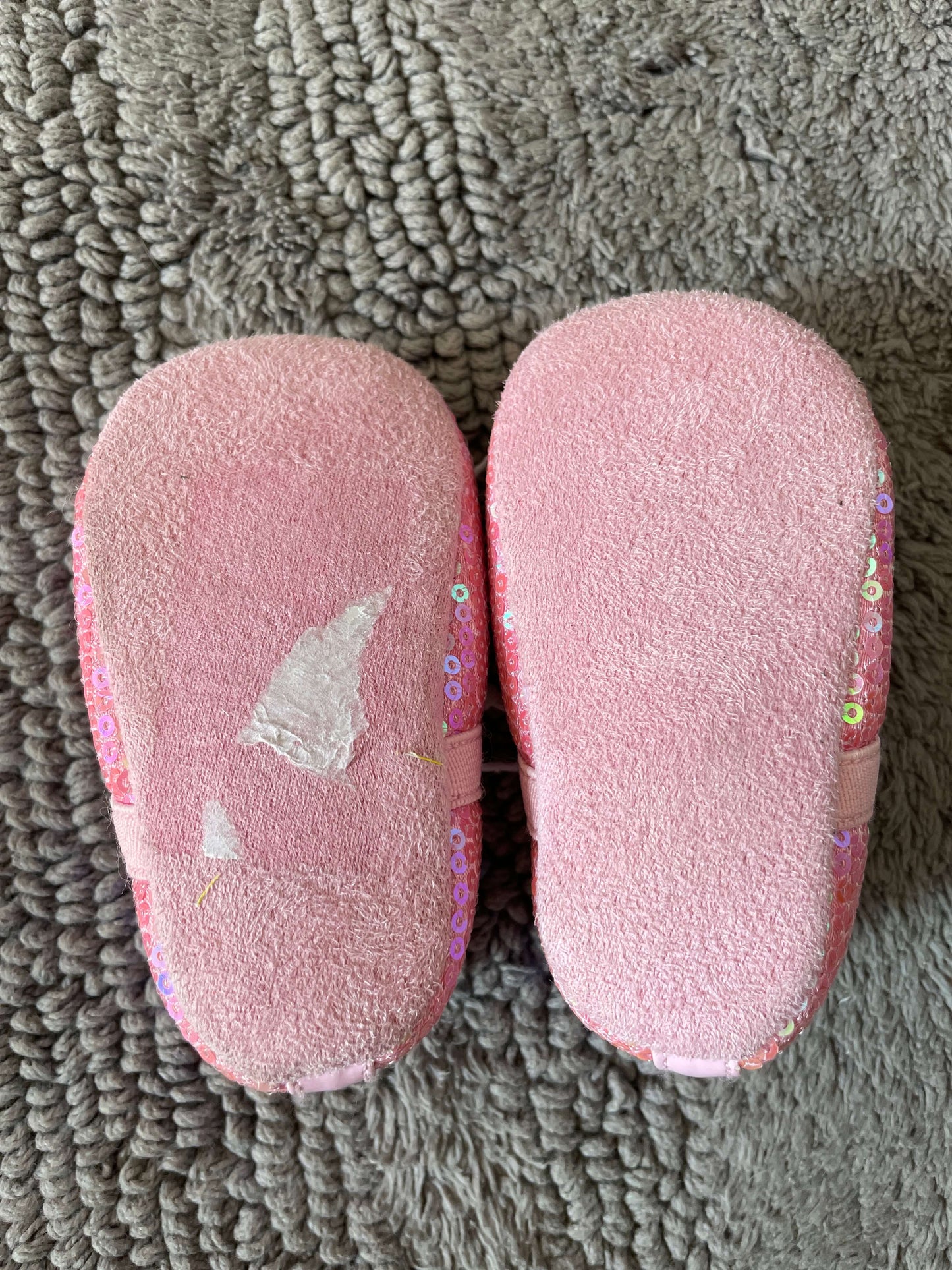 Pink sparkly shoes 6-9 months , Shoes 3 (Baby: 0-12 mth)