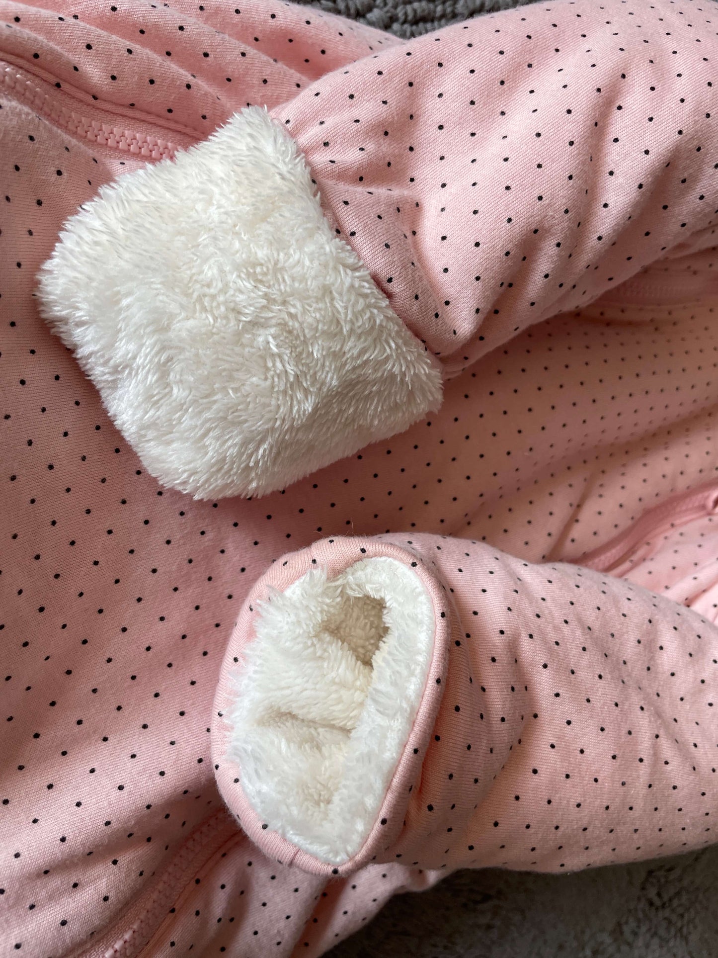 Baby Gap 6-12M bunting suit pink polka dots , Kids 9 Month (6-9M)