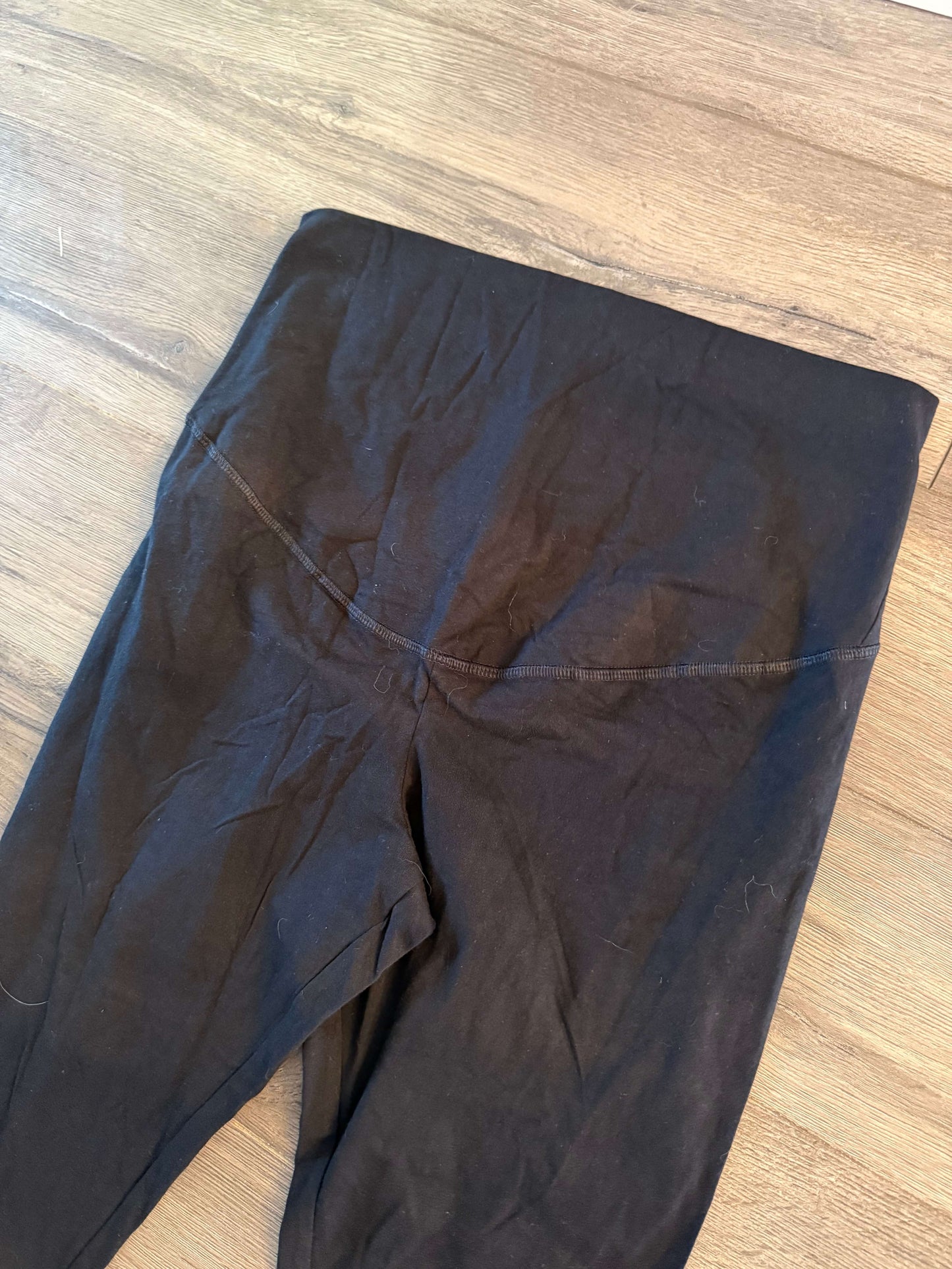 NWT Old Navy Maternity Leggings Size L, Maternity L (12-14)