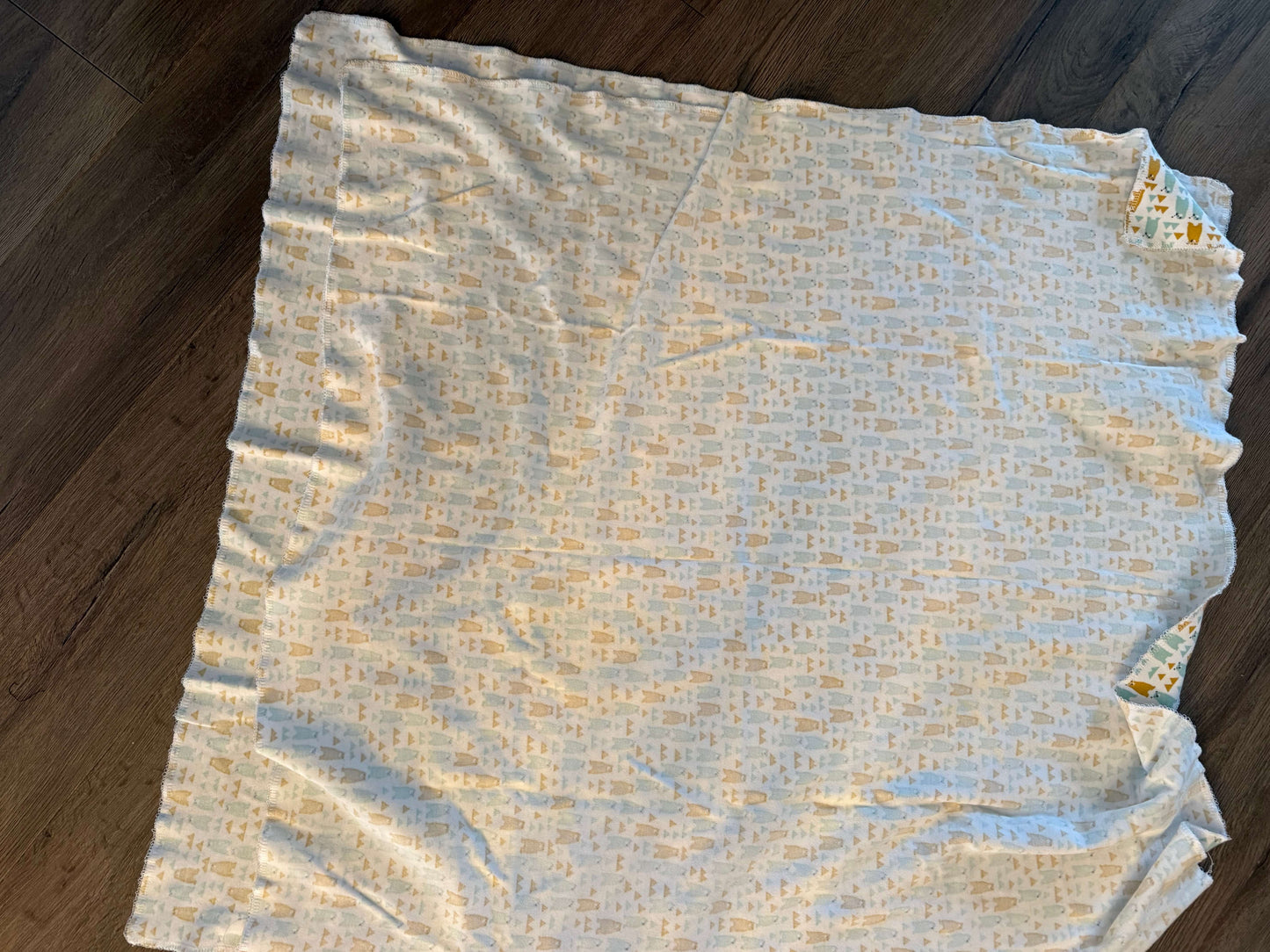 Stretchy Receiving Blankets (4 total, 2 Tahari brand)