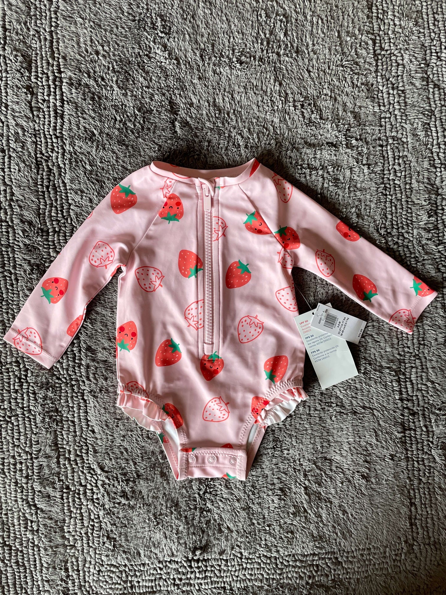 NWT Old Navy 3-6M strawberry one piece long sleeved swimsuit (retails for $24.99), Kids 6 Month (3-6M)