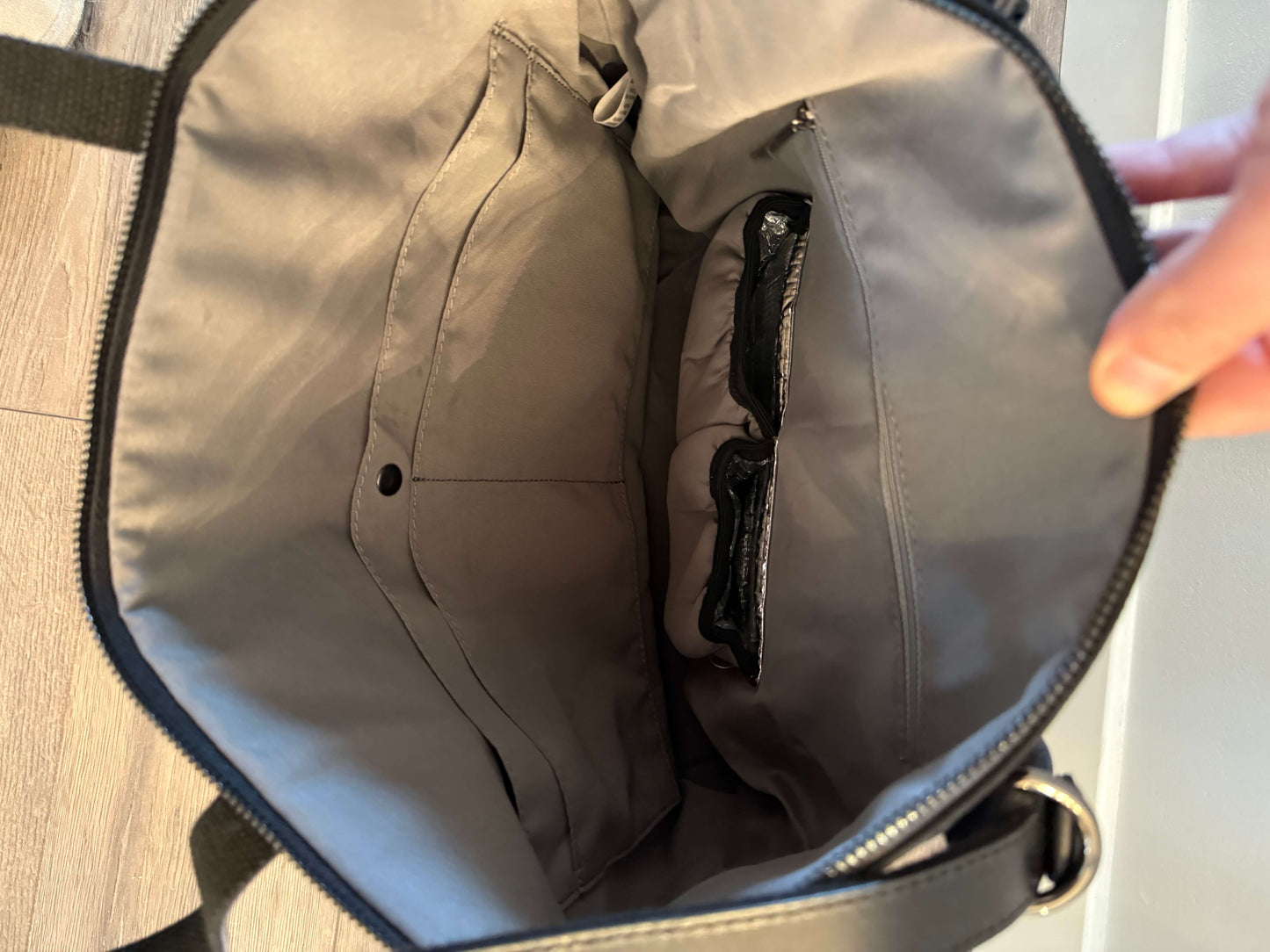 The Luxe Arch Bag - Black (Diaper Bag) MSRP $200