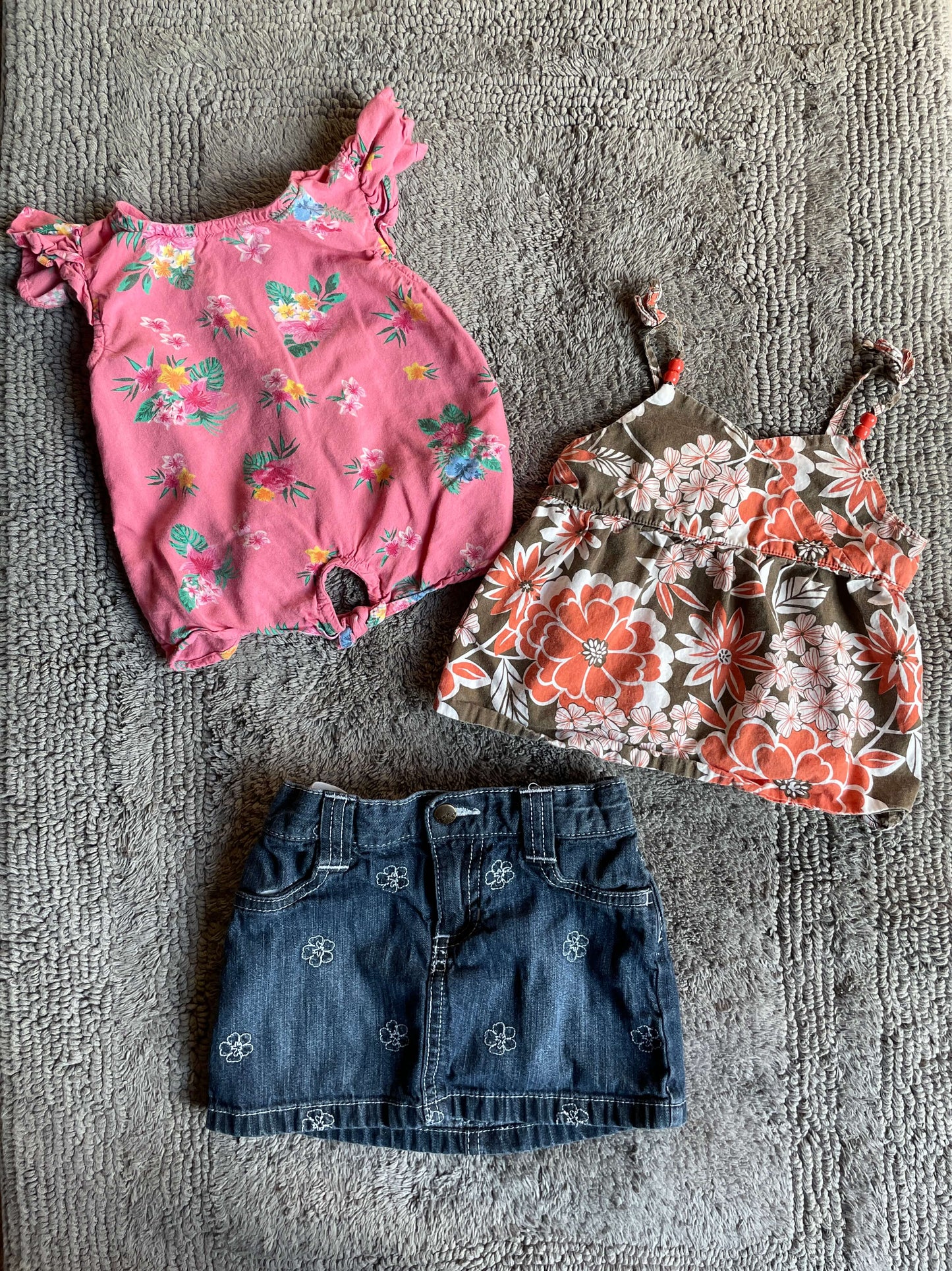 18-24M summer bundle- skirt and two tops (old navy, primark brands), Kids 24 Month (18-24M)