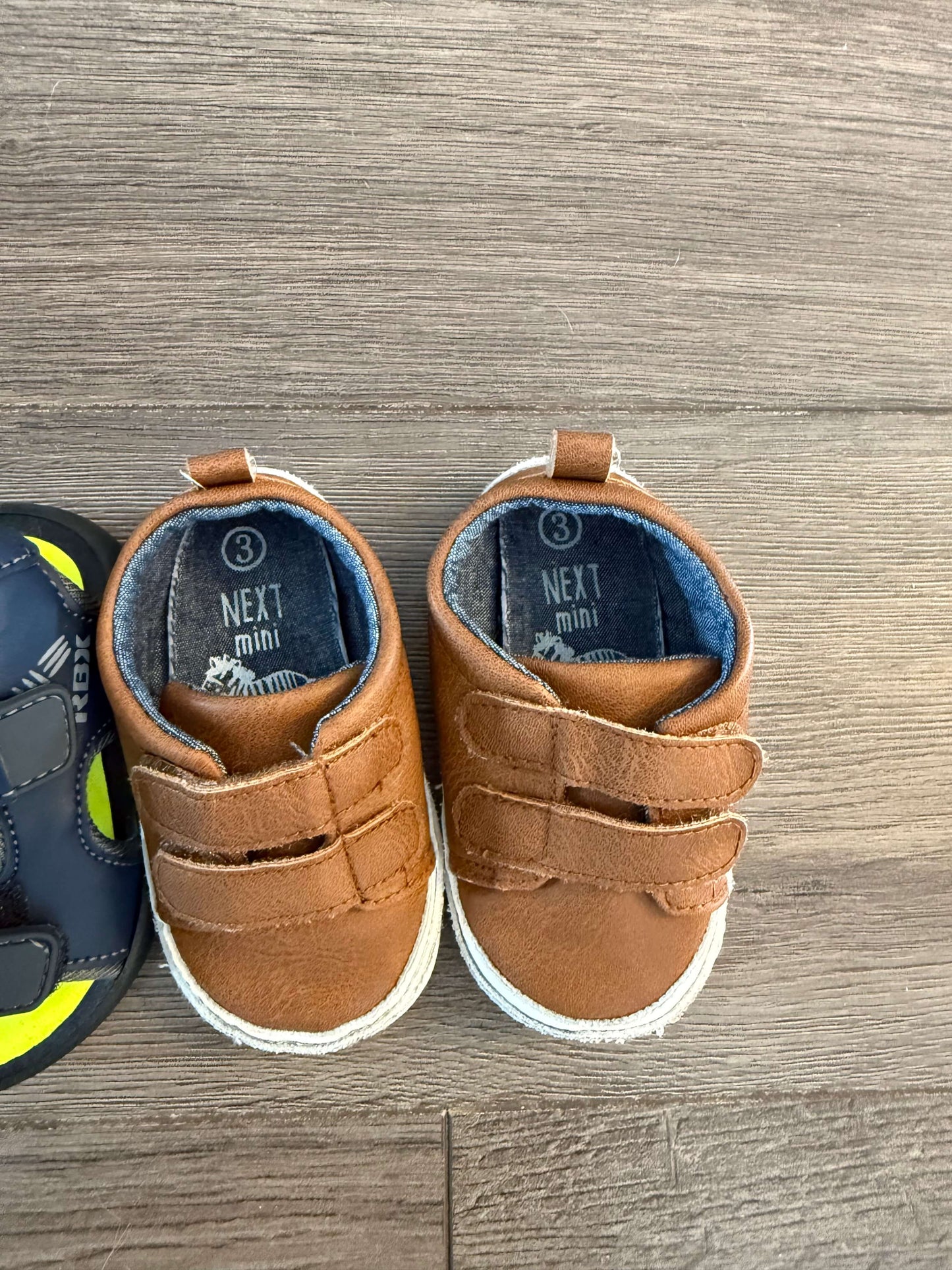 Size 3 Shoe Bundle: Sandals and Soft Bottom Zelcro Shoe, Shoes 3 (Baby: 0-12 mth)