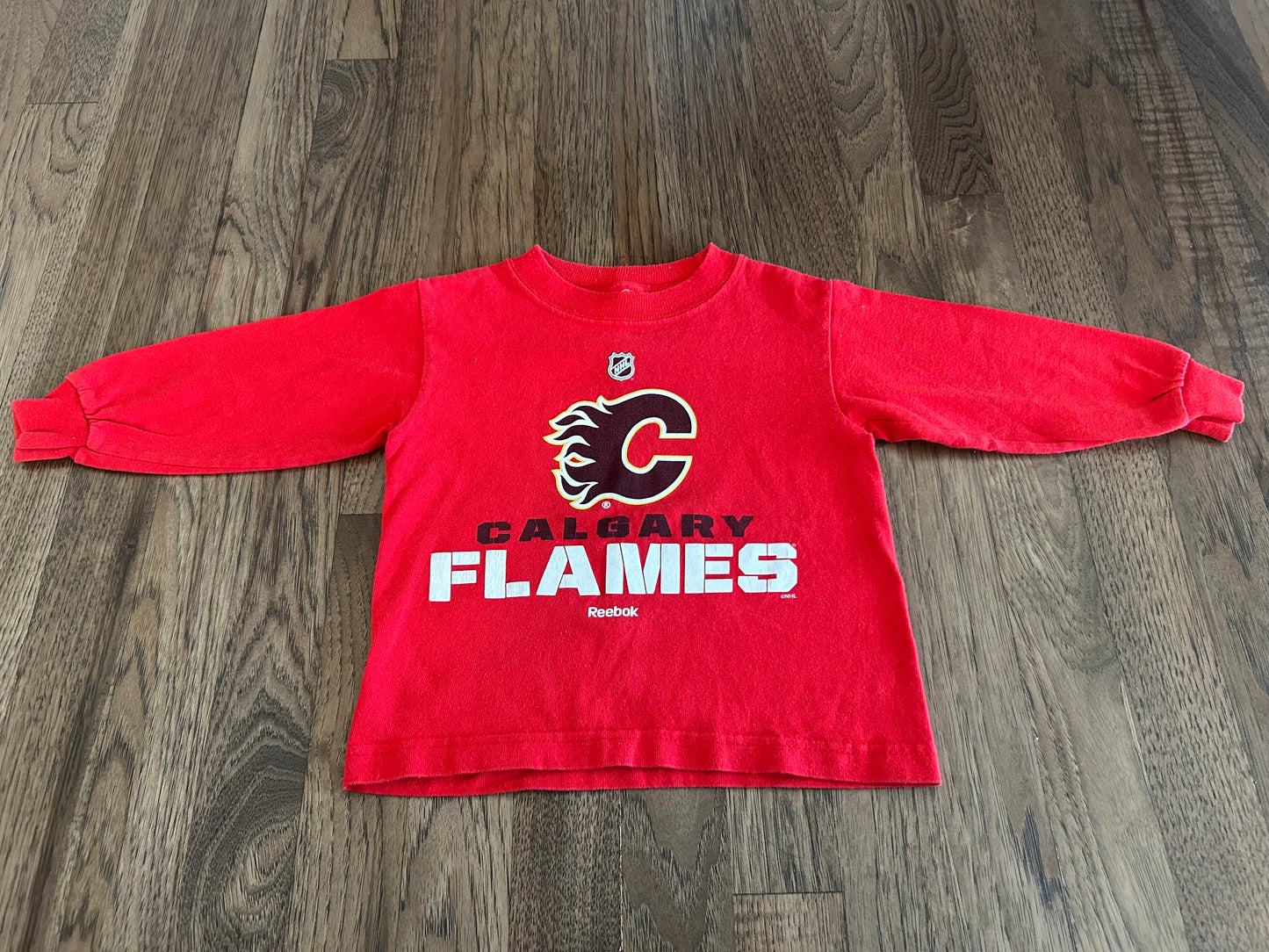 Calgary Flames Long sleeve shirt 2T, Kids 2T