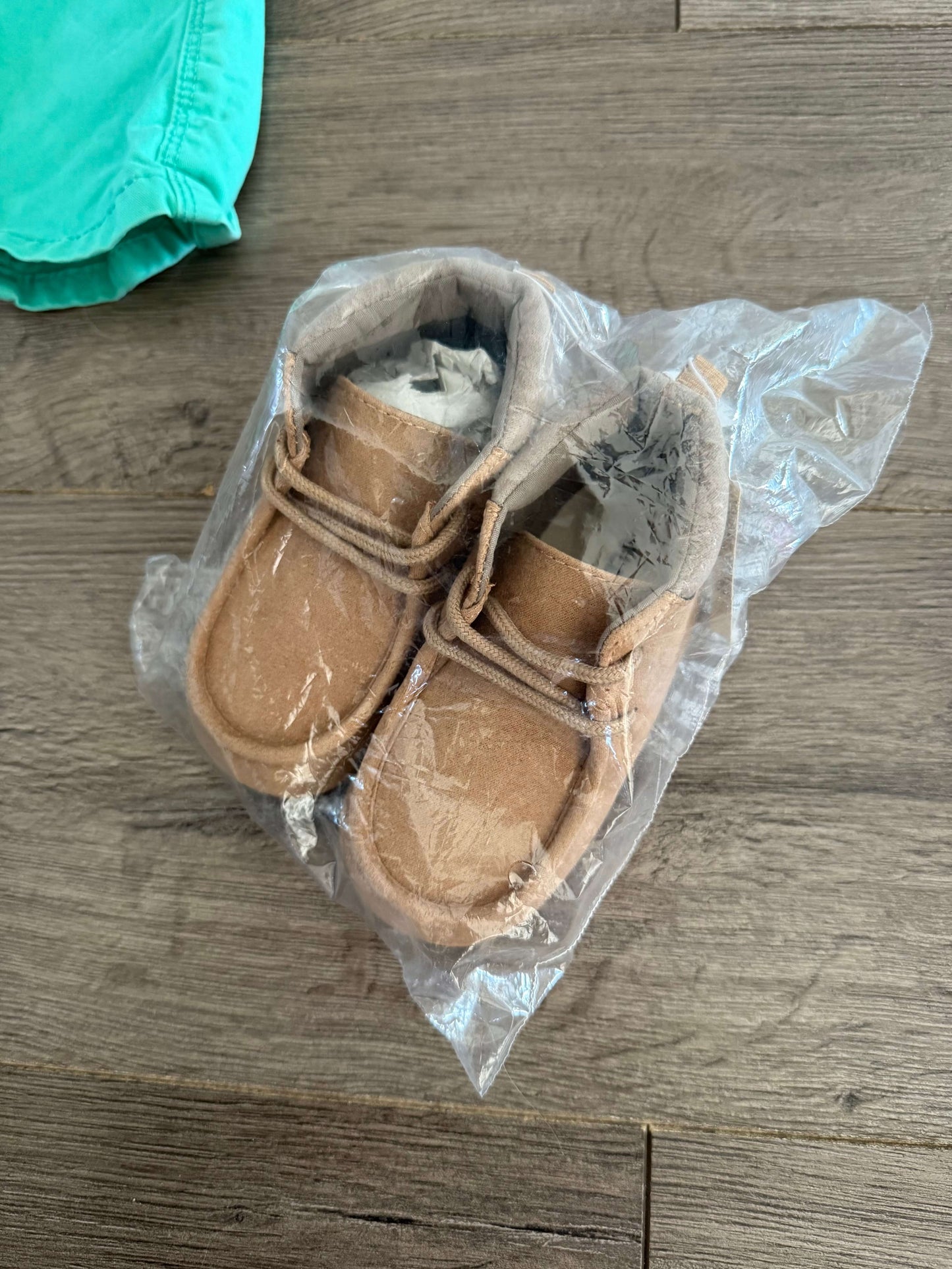 18m Bundle: Overalls, Pants, Shoes, Kids 18 Month (12-18M)